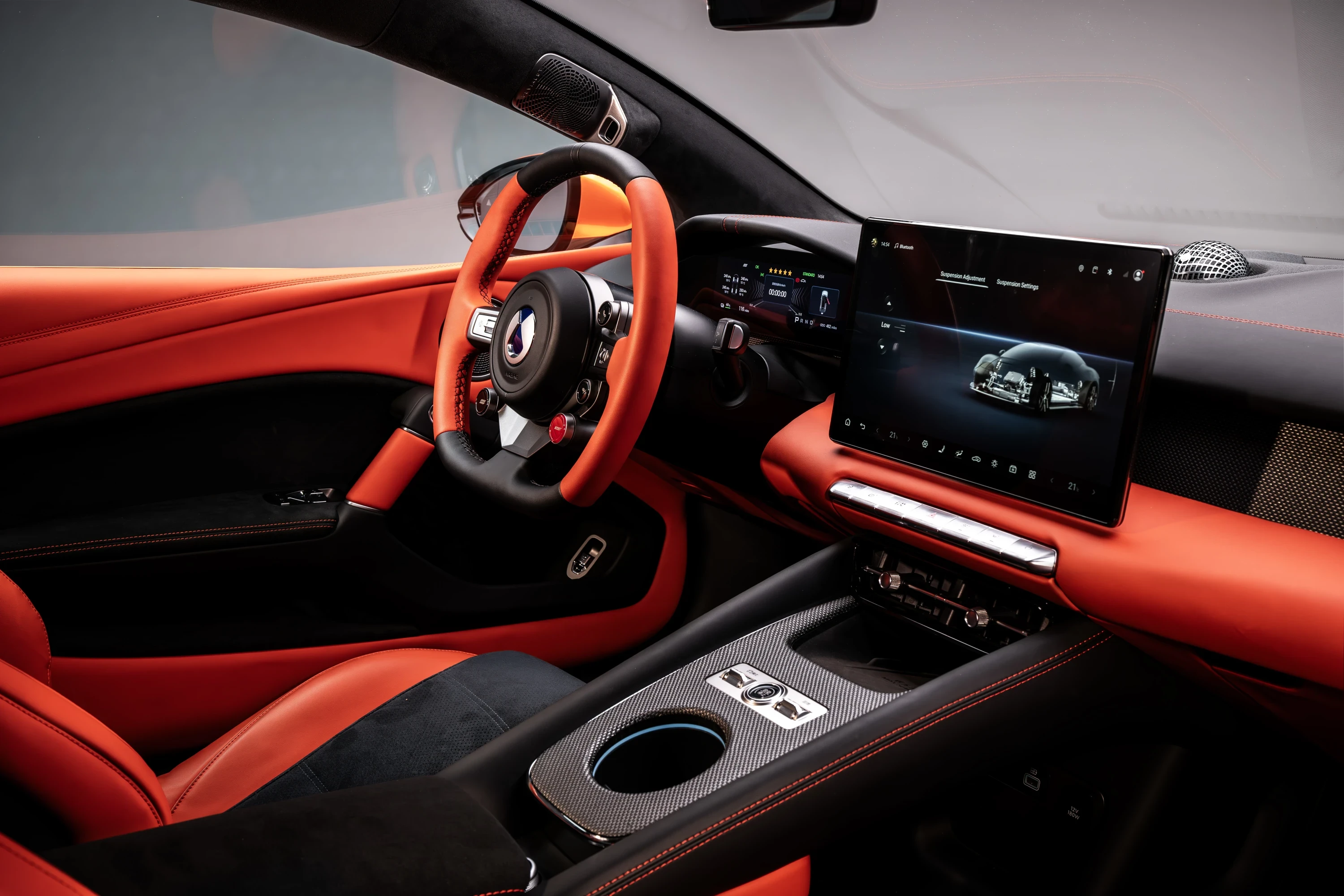Denza Z Coupe screens view