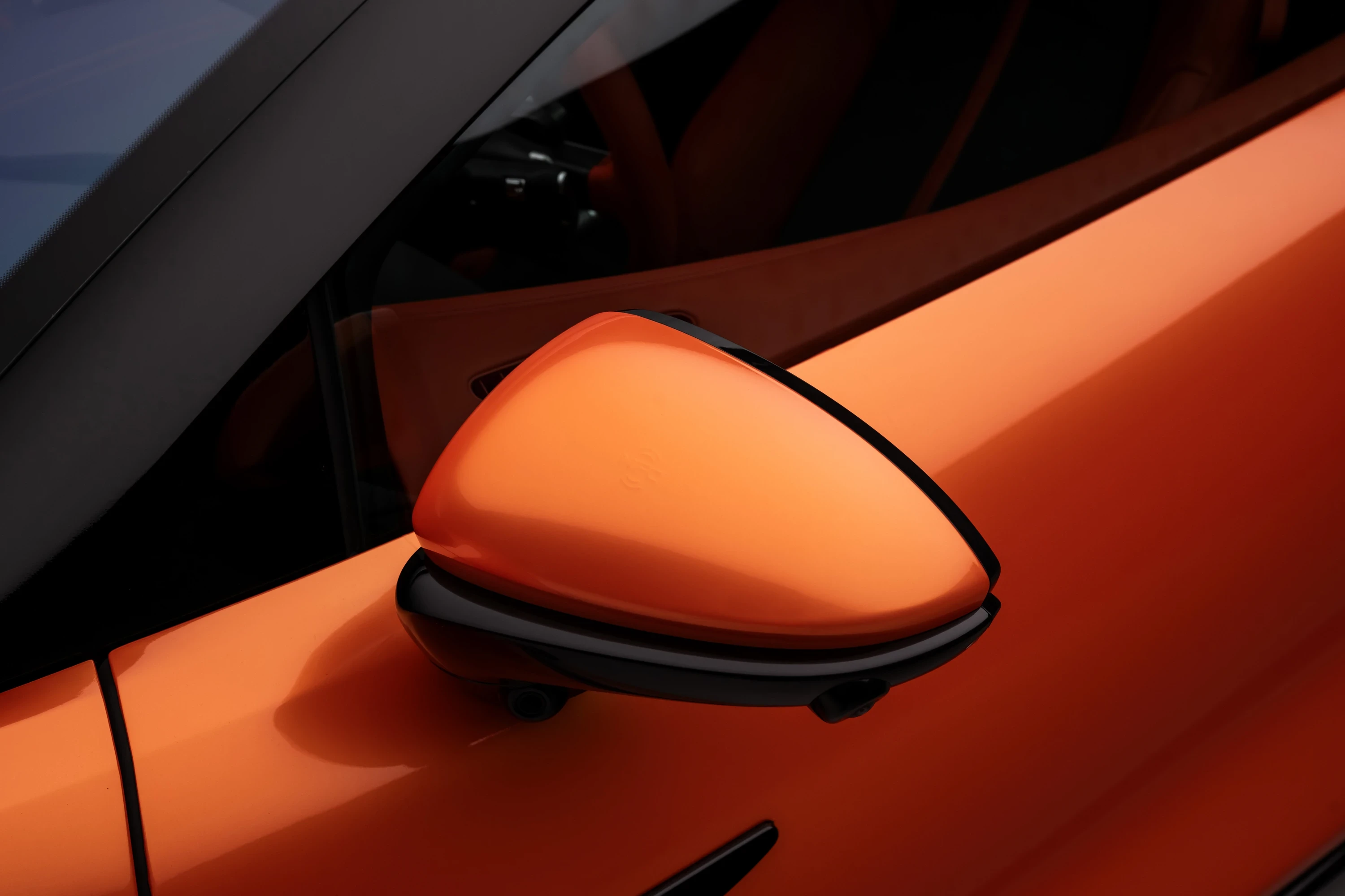 Denza Z Coupe details view