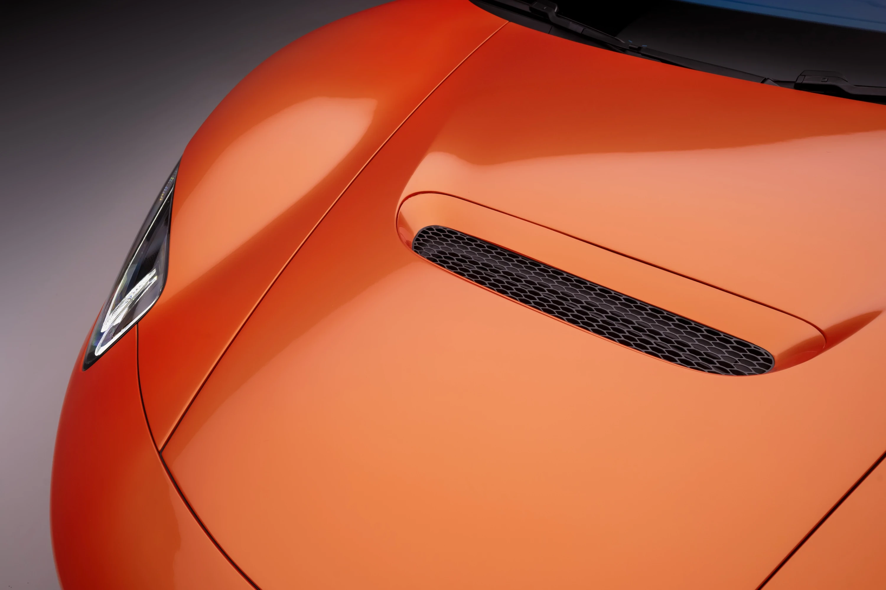 Denza Z Coupe details view