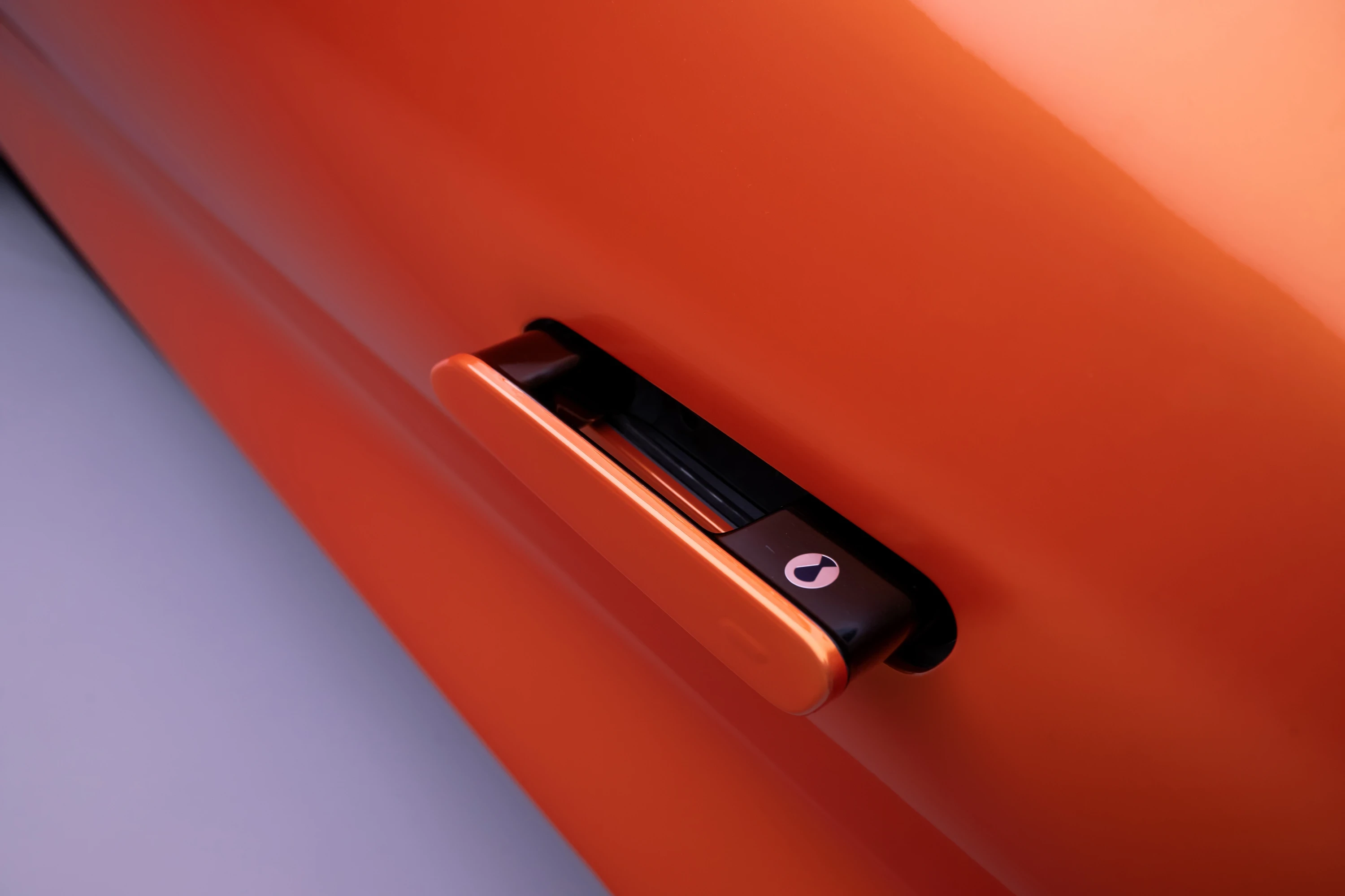Denza Z Coupe doorhandle view