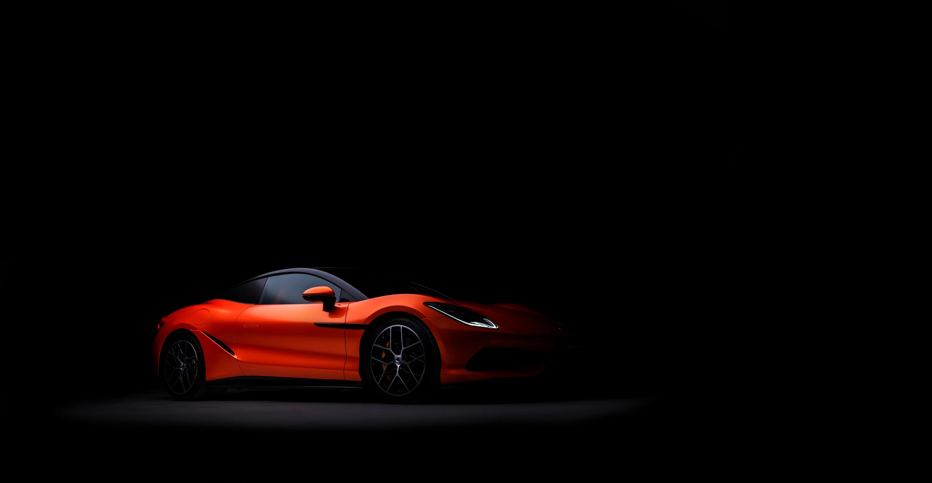 Denza Z Coupe exterior view