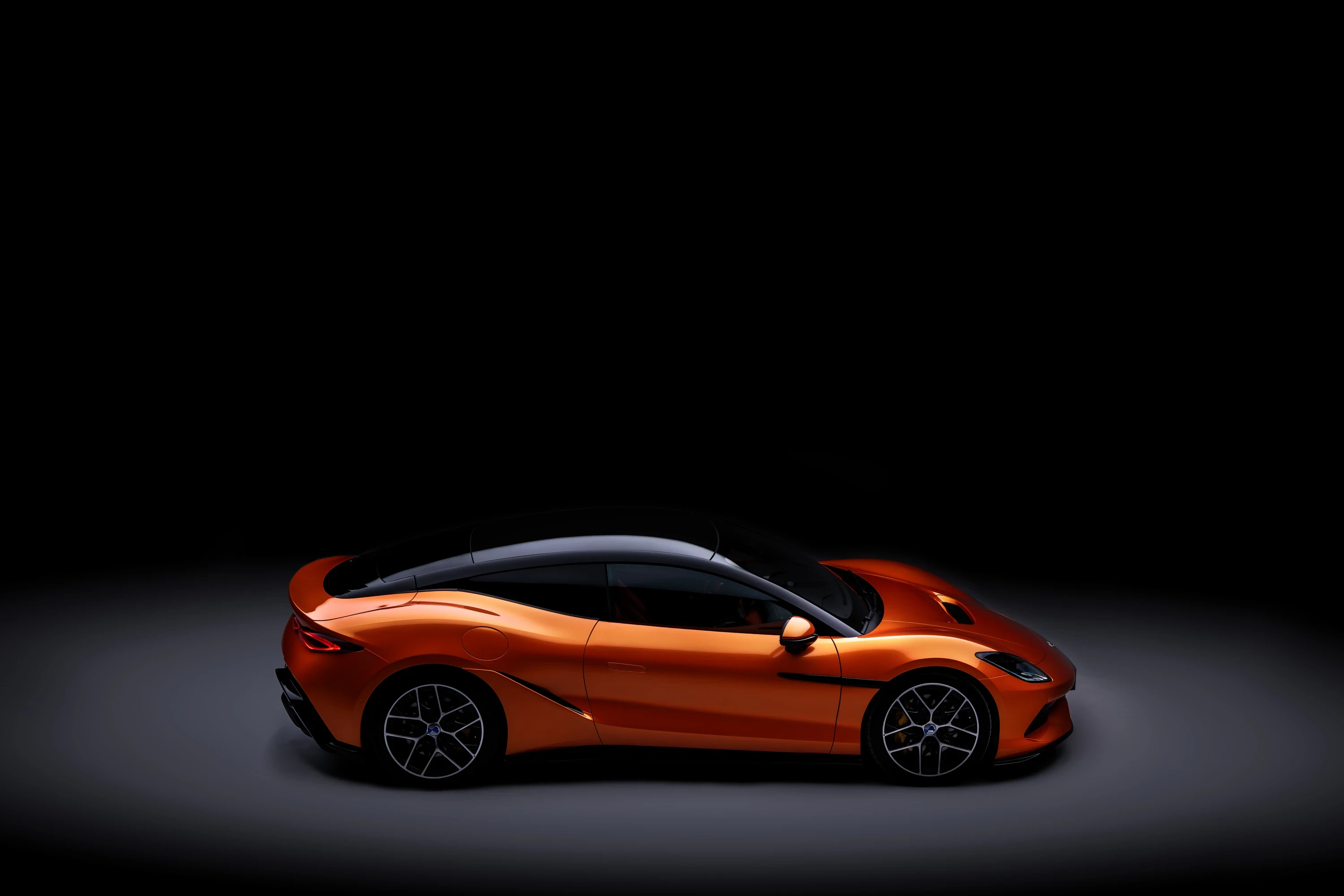 Denza Z Coupe exterior view