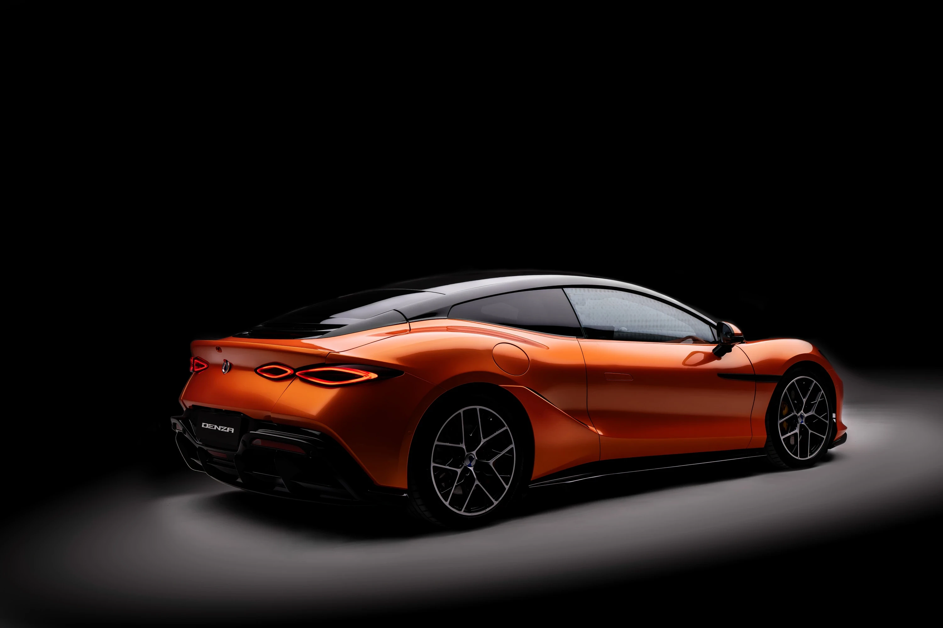 Denza Z Coupe exterior view