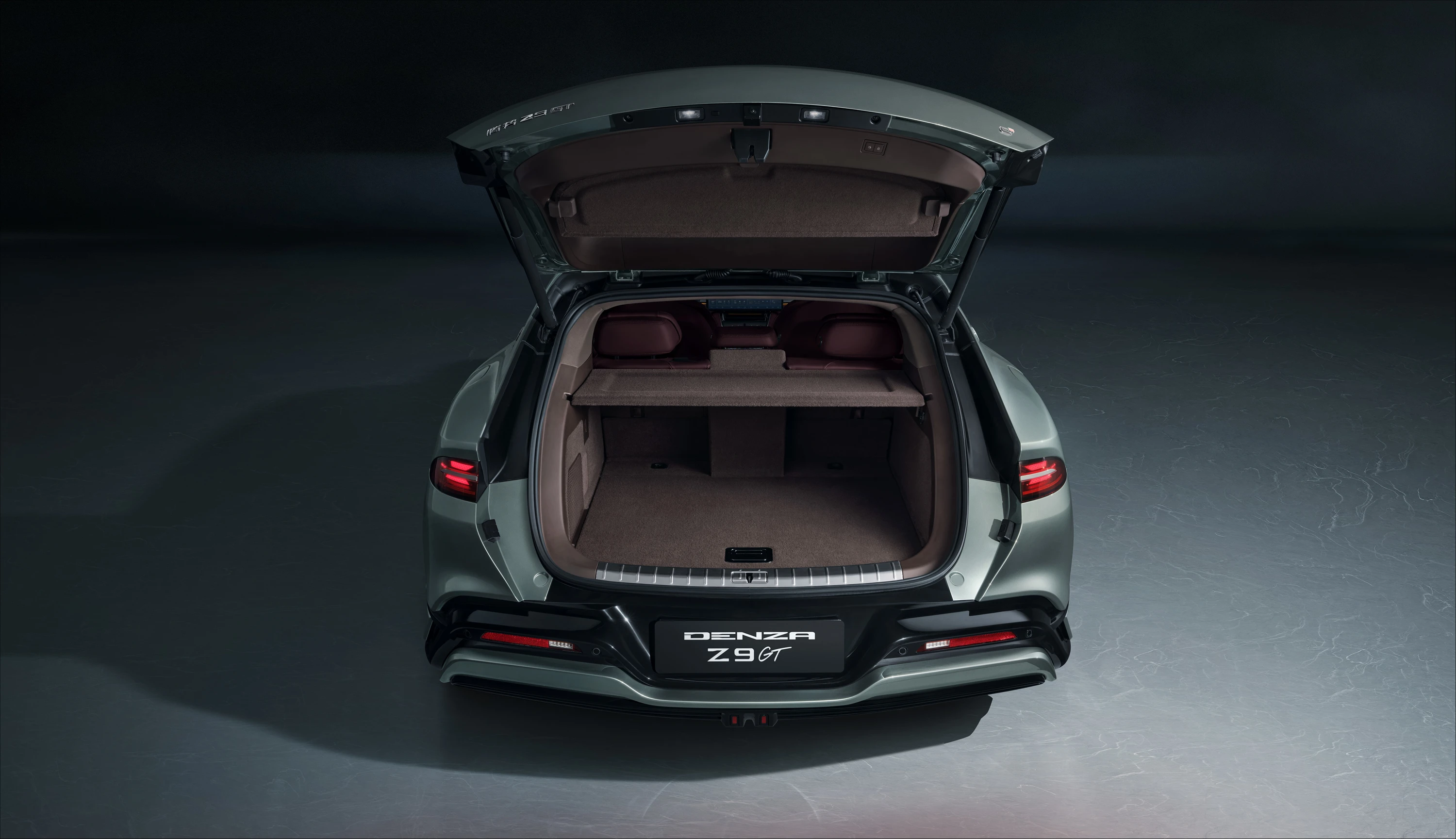 Denza Z9 GT 122 kWh trunk view