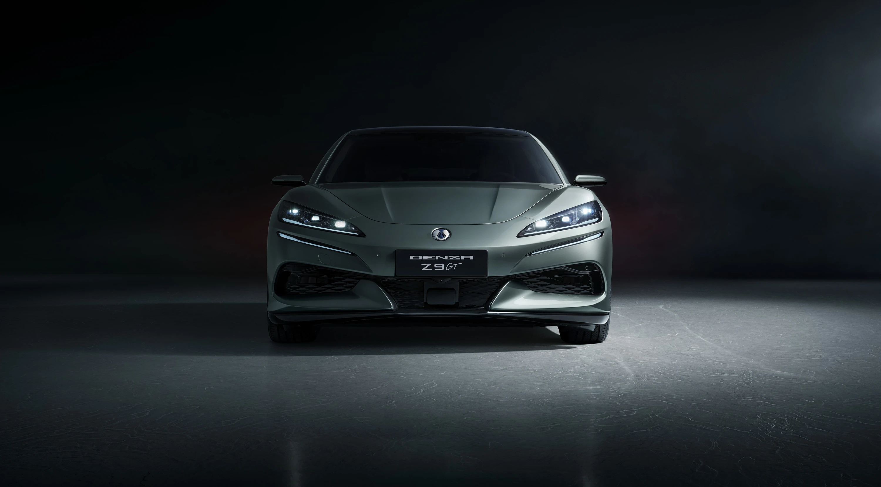 Denza Z9 GT 122 kWh exterior view