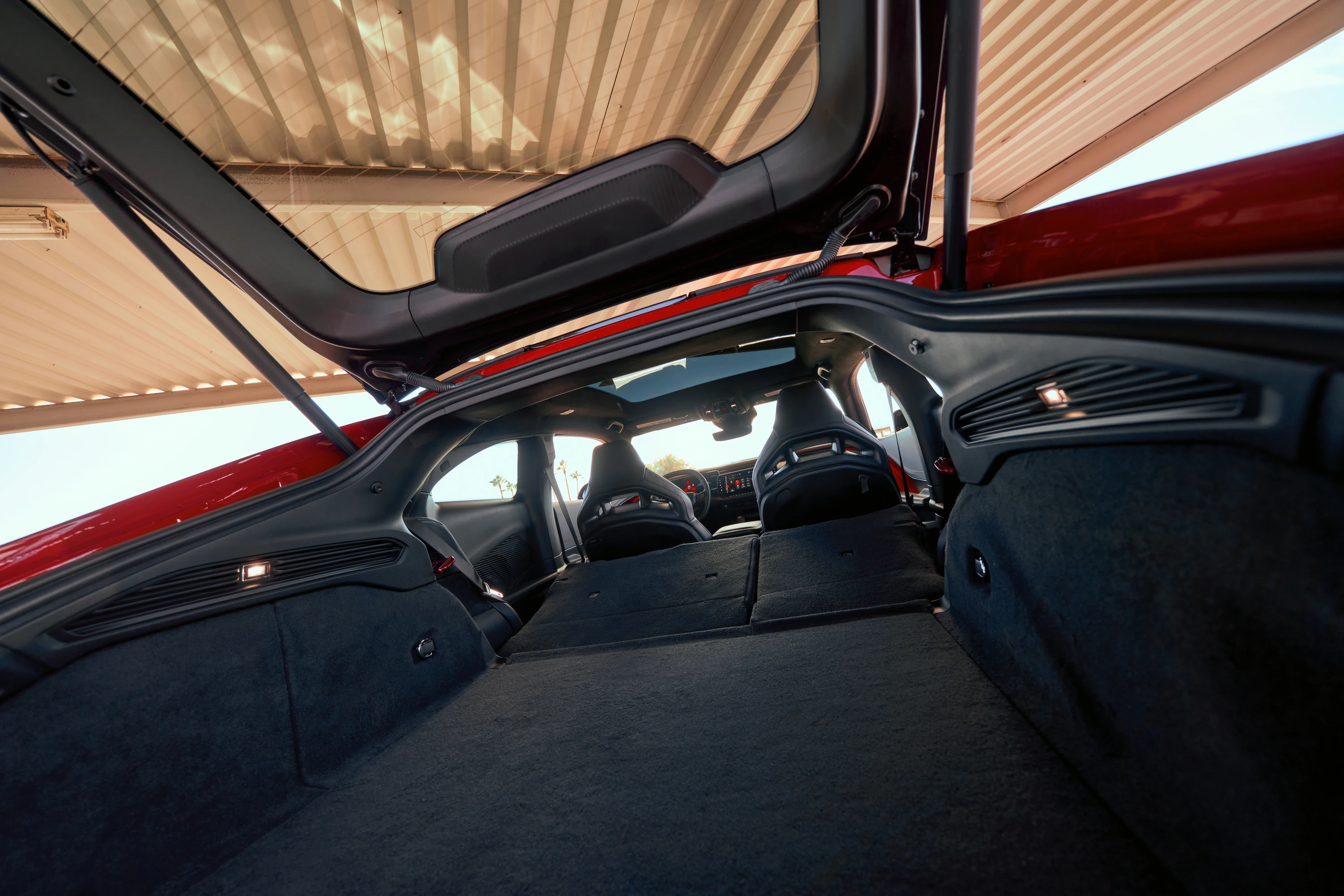 Dodge Charger Daytona Scat Pack AWD 2D trunk view