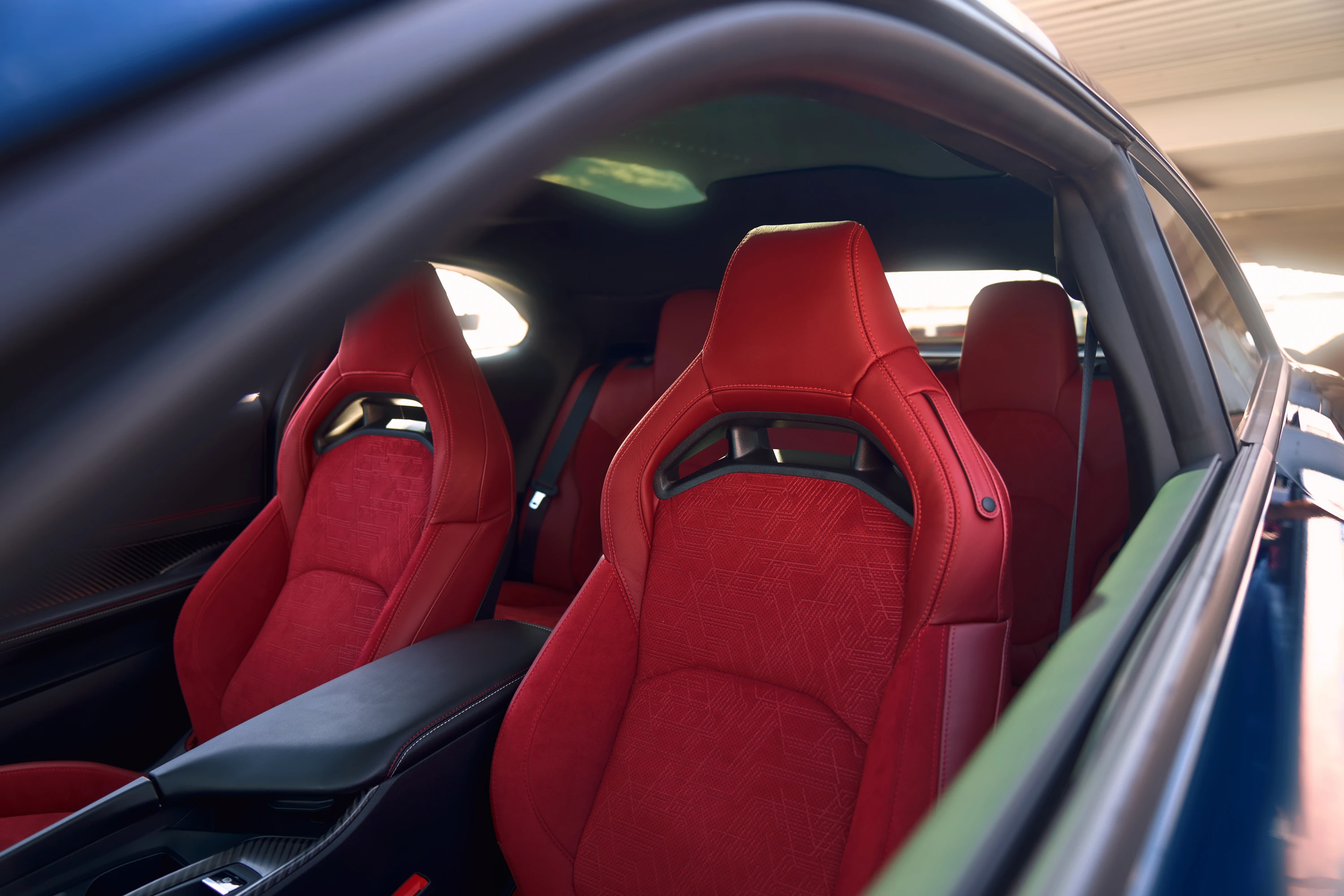 Dodge Charger Daytona Scat Pack AWD 2D frontseats view