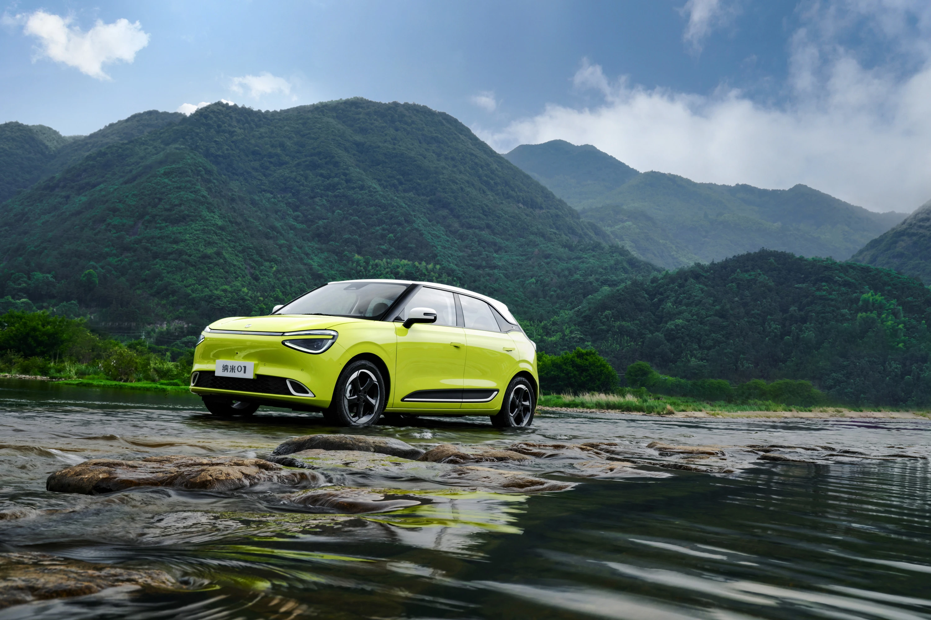 Dongfeng Nammi Box 31.4kWh electric vehicle