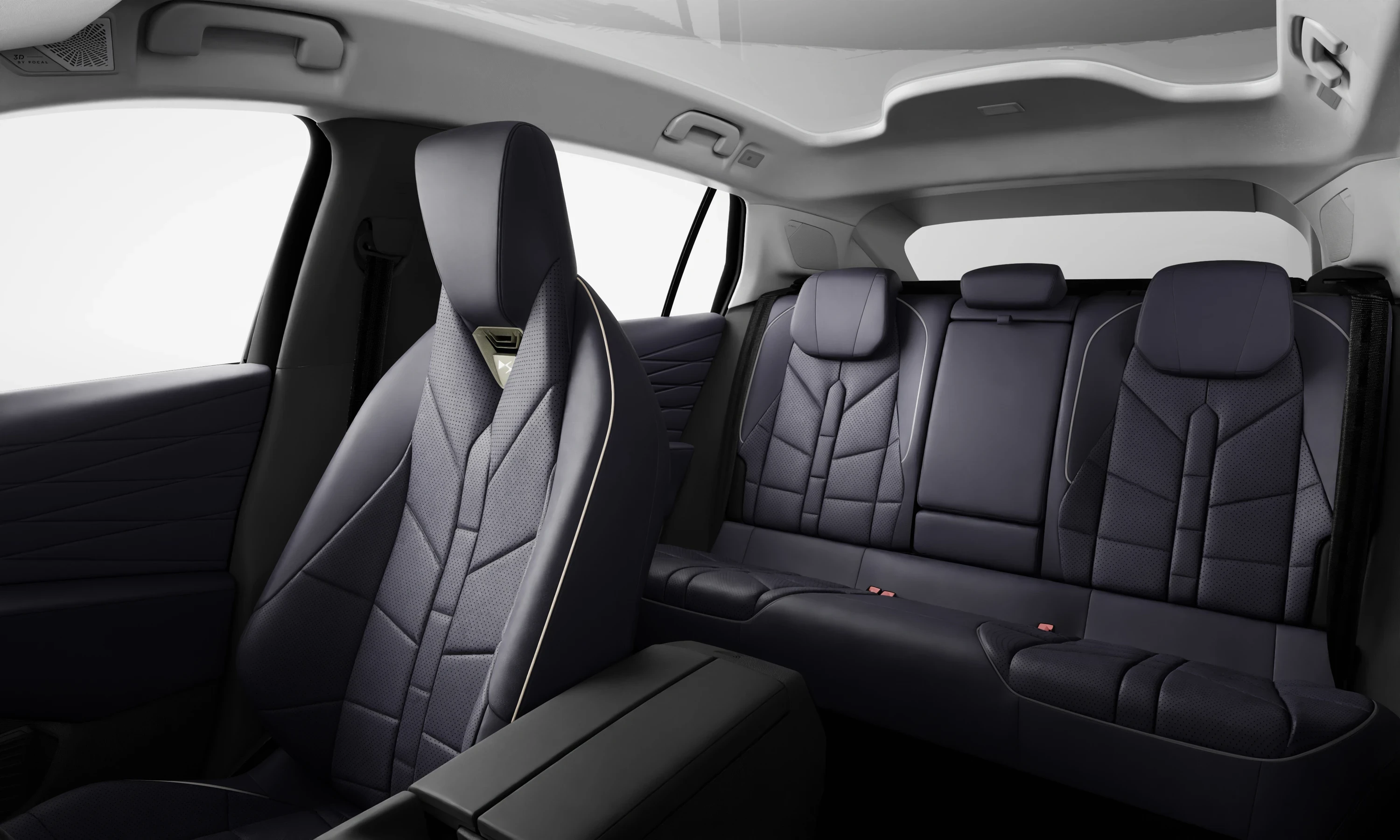 DS N°7 E-Tense AWD Long Range secondrowseats view