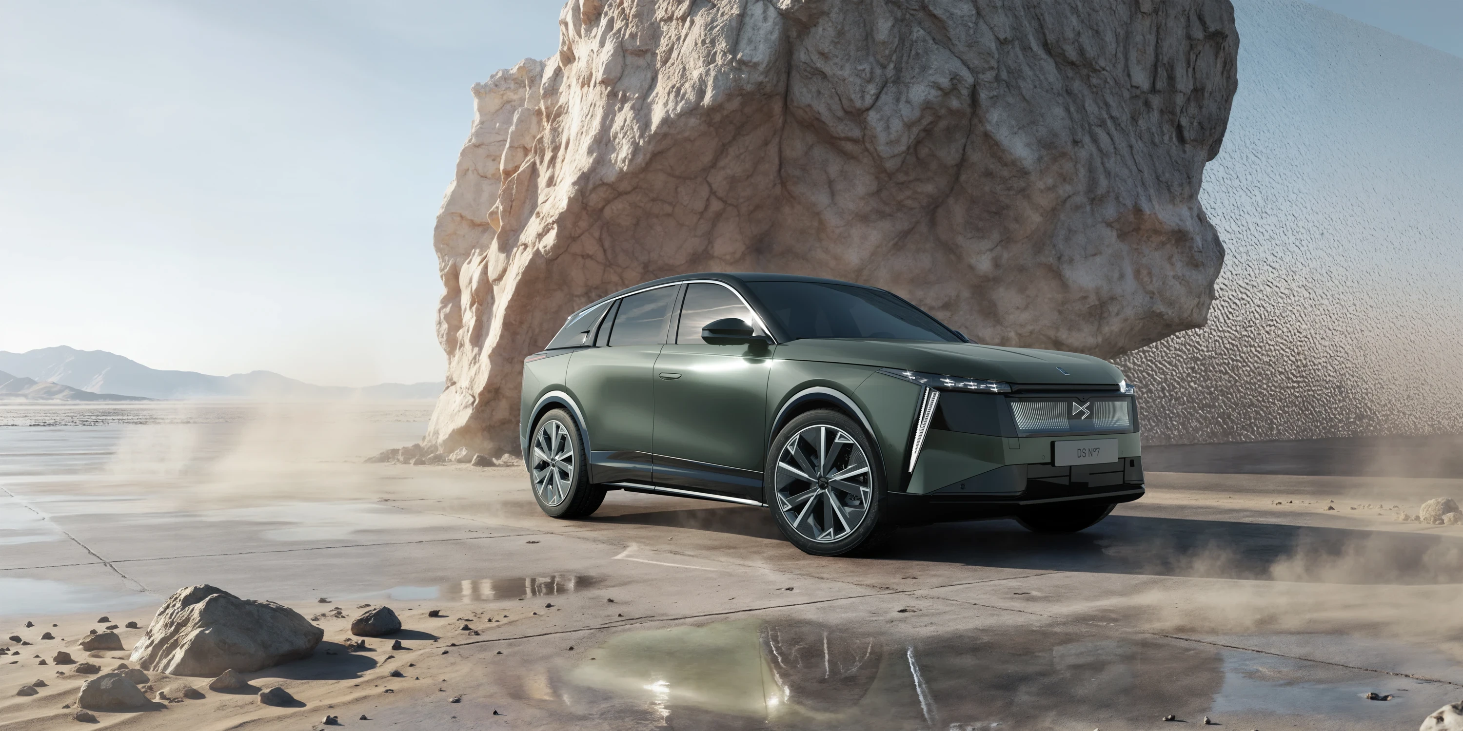 DS N°7 E-Tense FWD exterior view