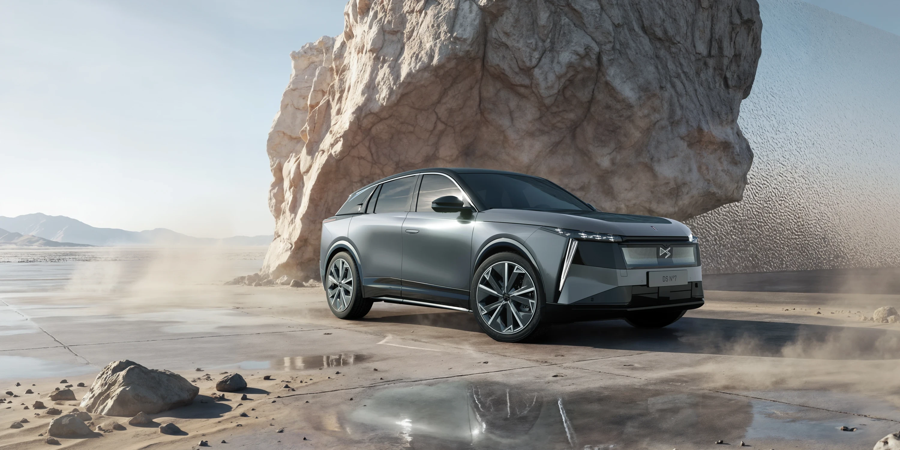 DS N°7 E-Tense FWD exterior view