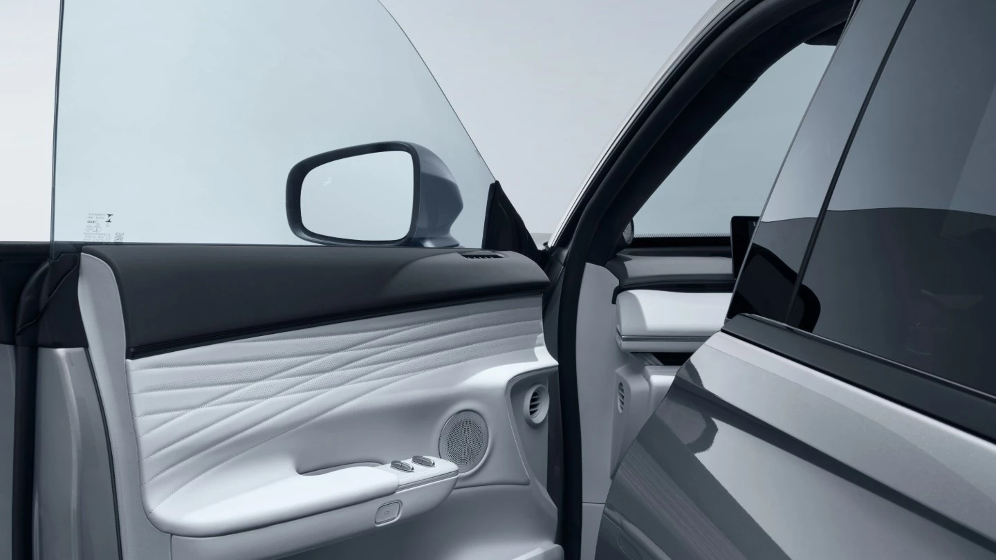 Exlantix ET 100kWh AWD details view