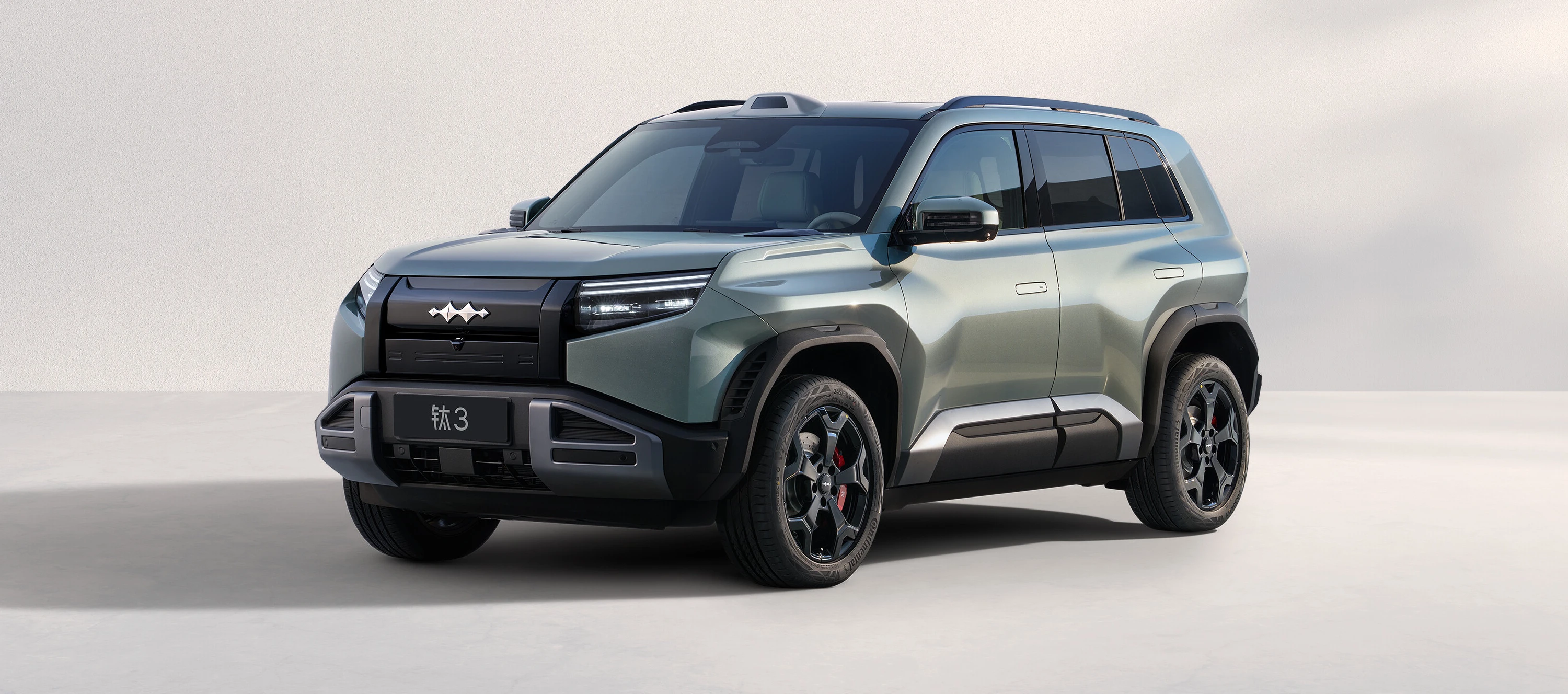 Fangchengbao Tai 3 65 kWh RWD exterior view