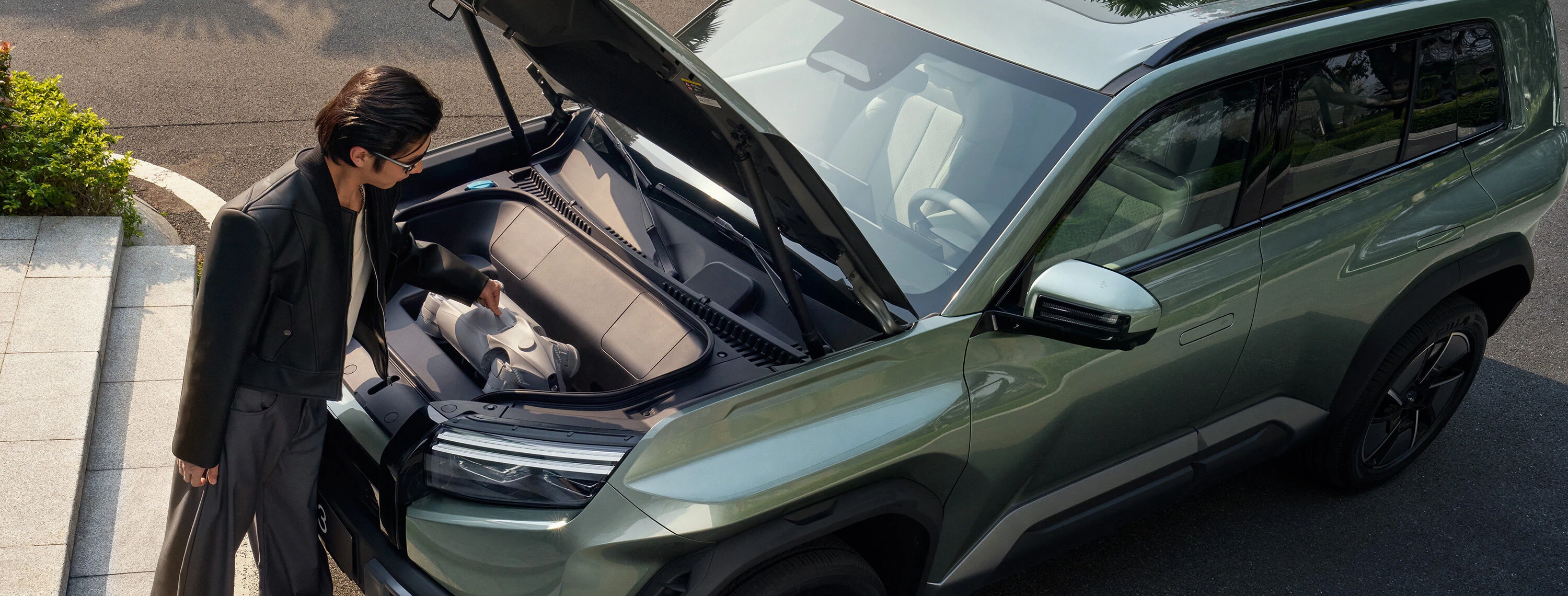 Fangchengbao Tai 3 76 kWh AWD Flash frunk view