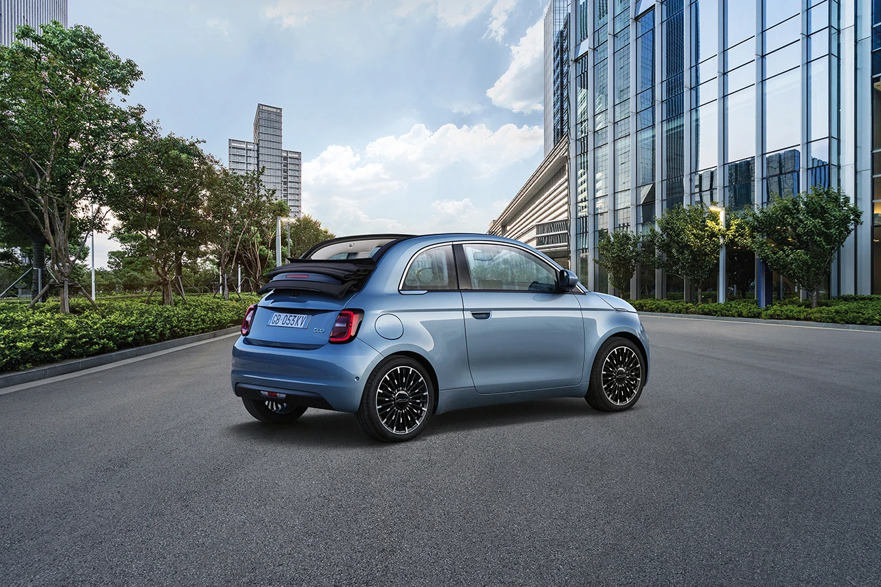 Fiat 500e 24 kWh exterior view