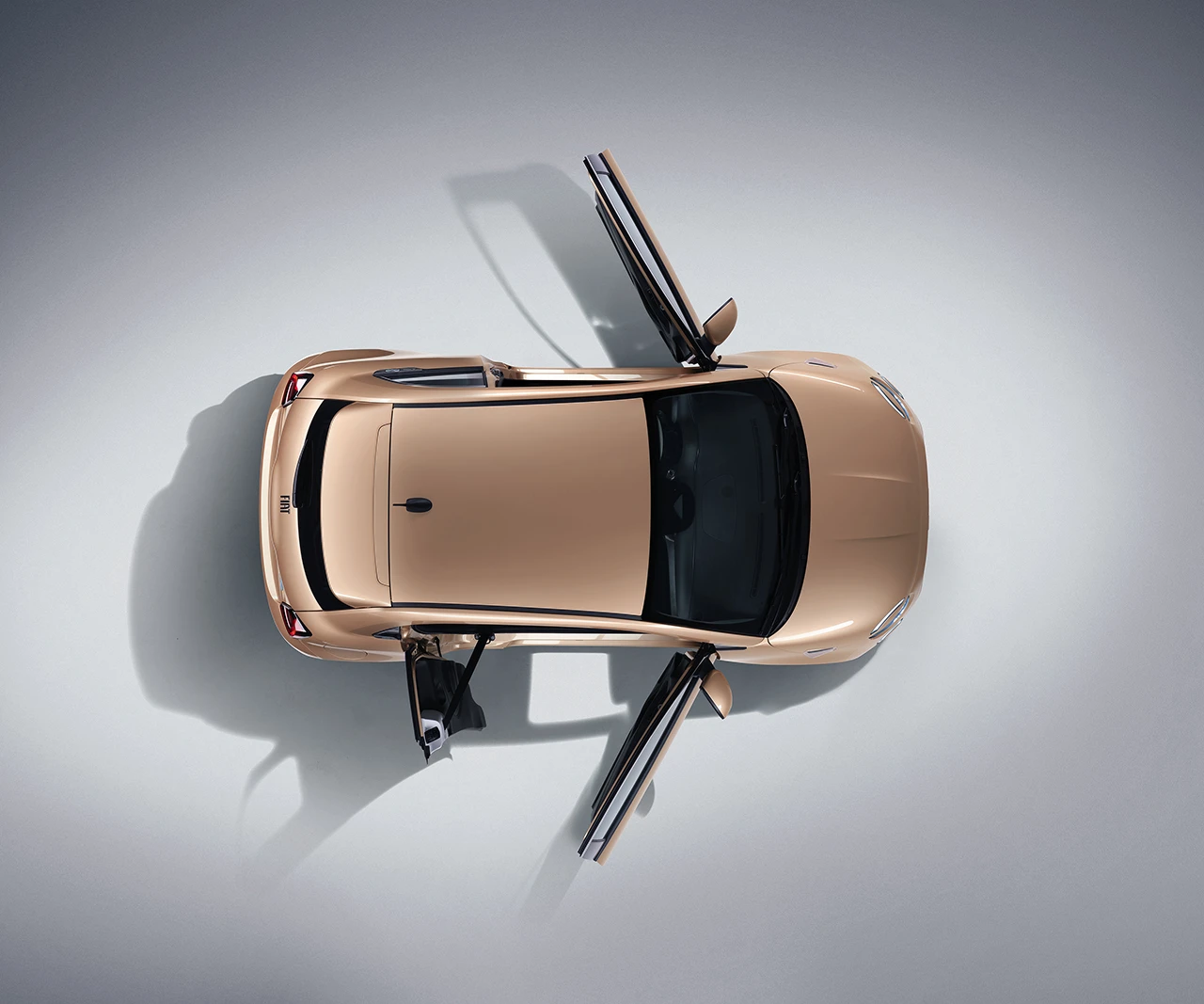 Fiat 500e 24 kWh door view