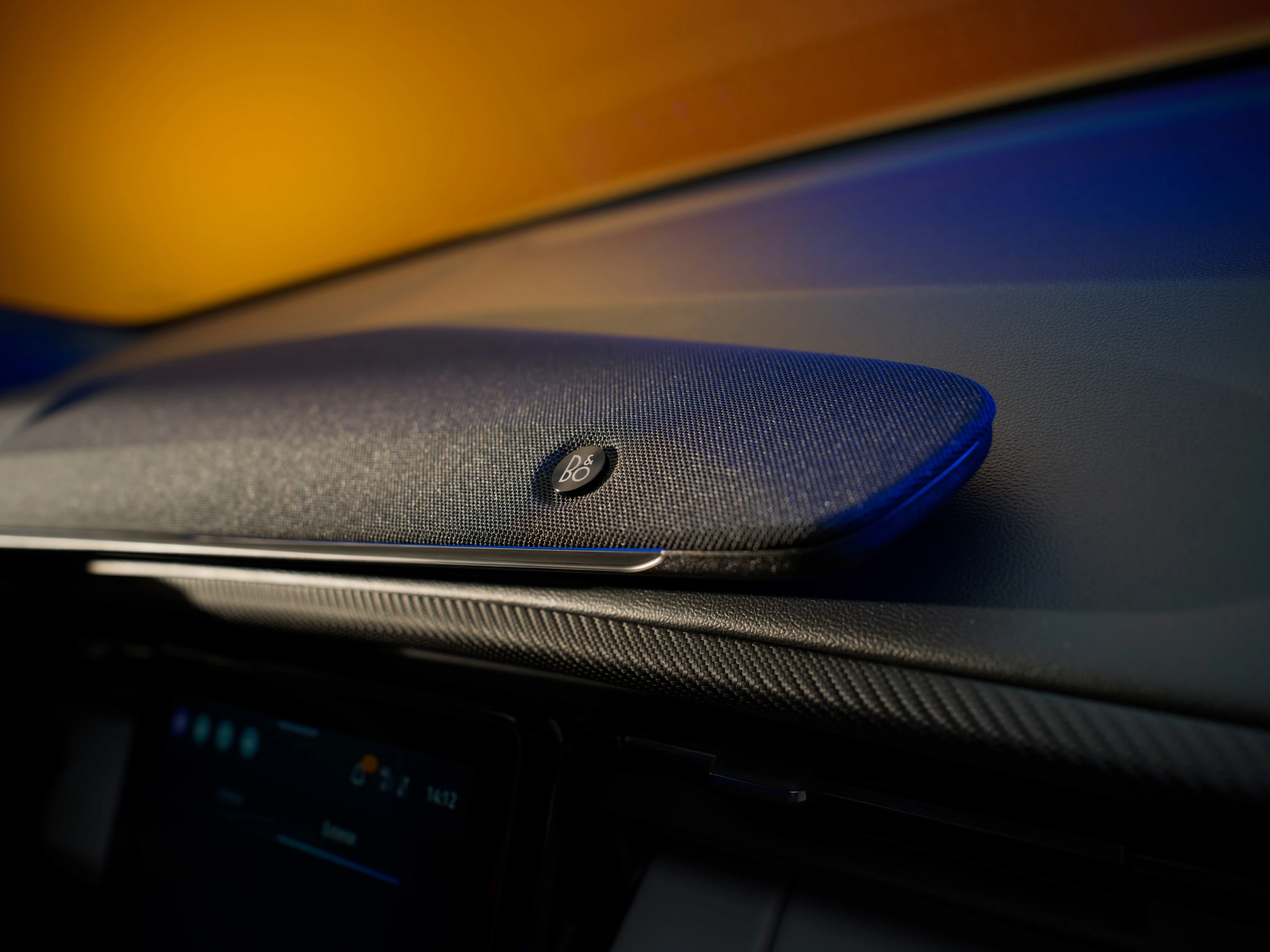 Ford Capri Standard Range RWD speakers view