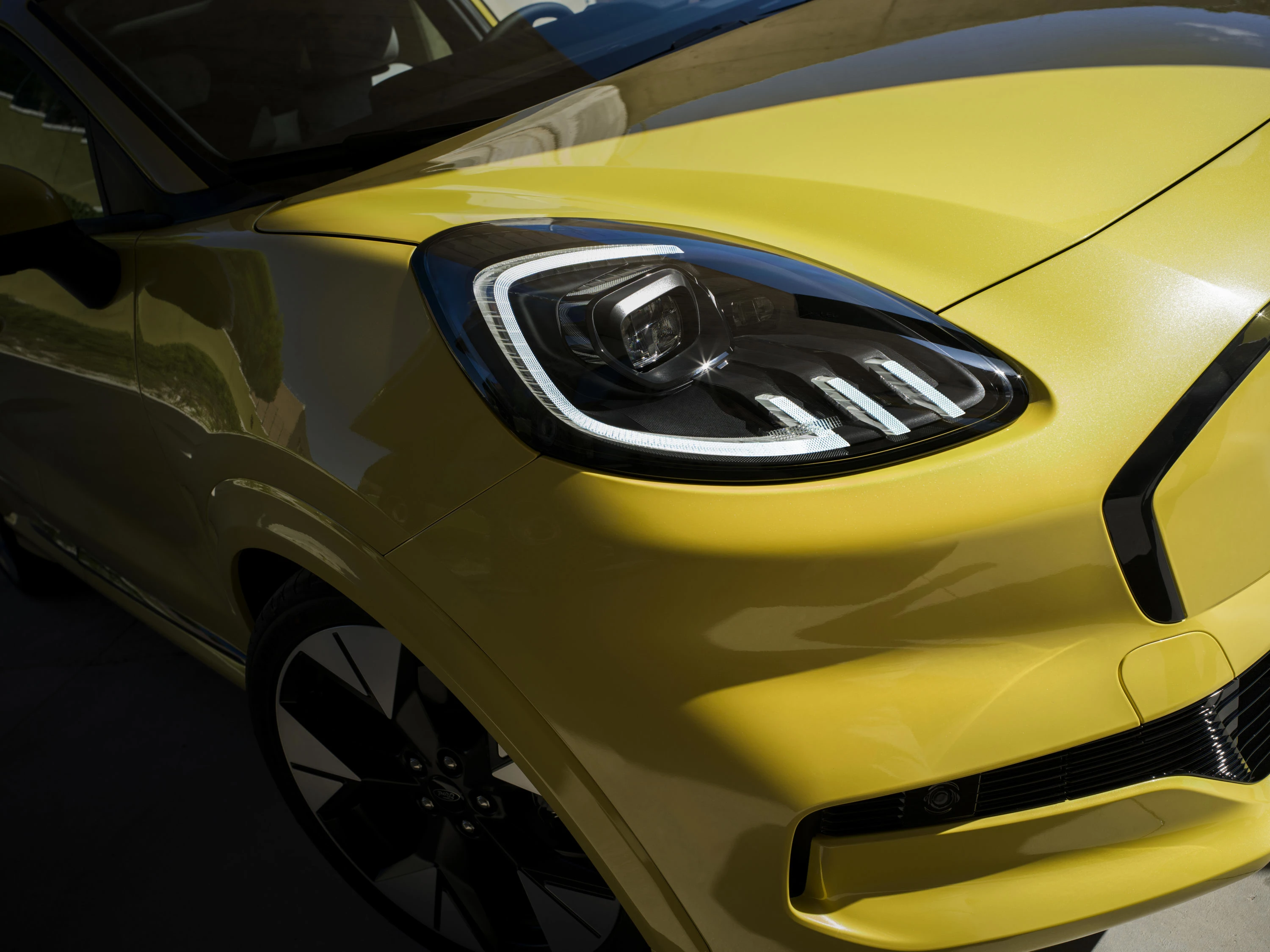Ford Puma Gen-E headlights view