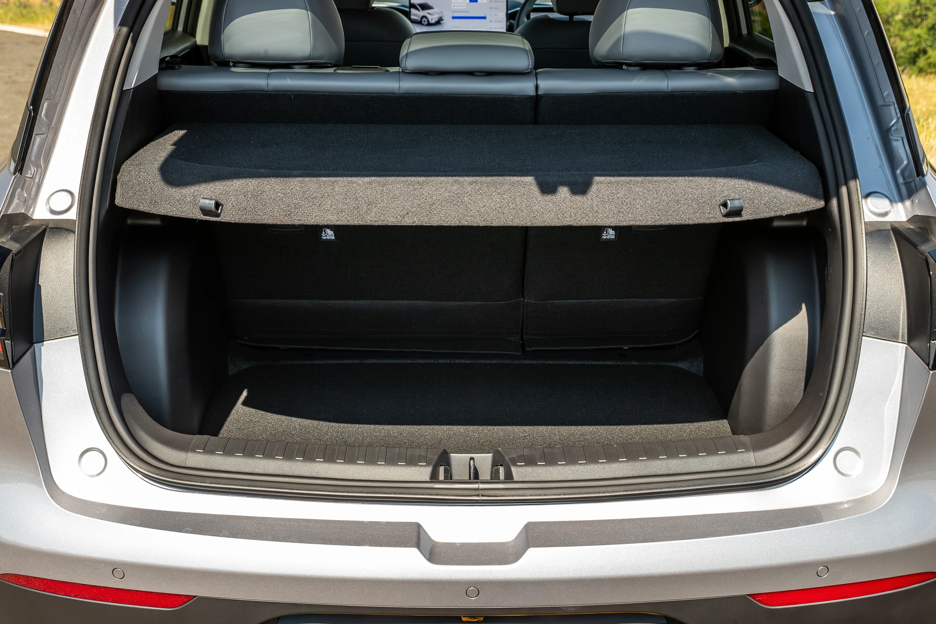 Geely EX2 35.4 kWh trunk view