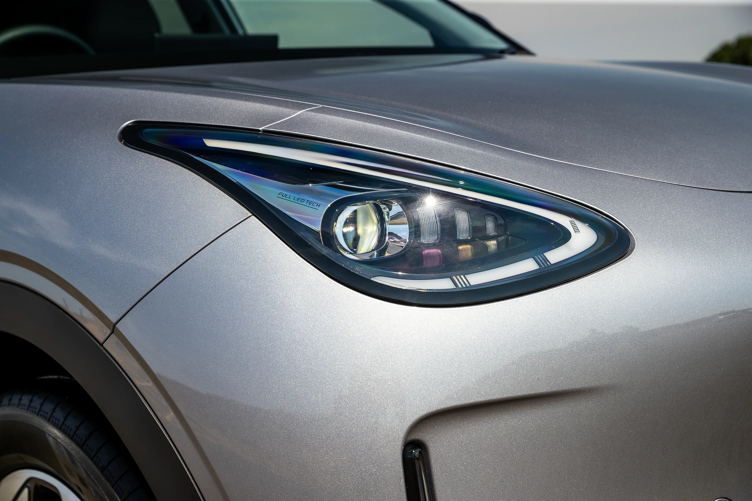 Geely EX2 35.4 kWh headlights view