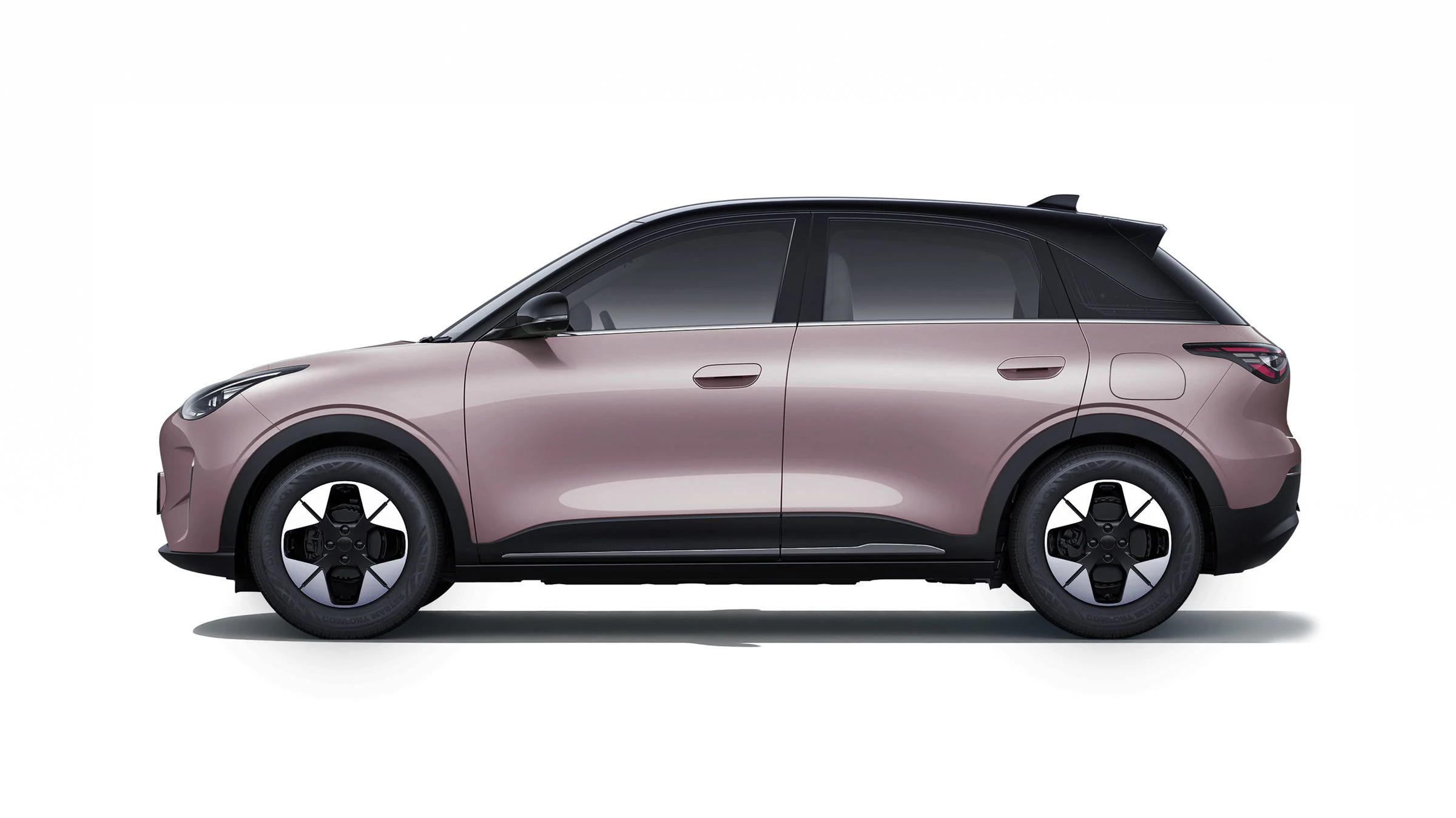 Geely EX2 35.4 kWh exterior view