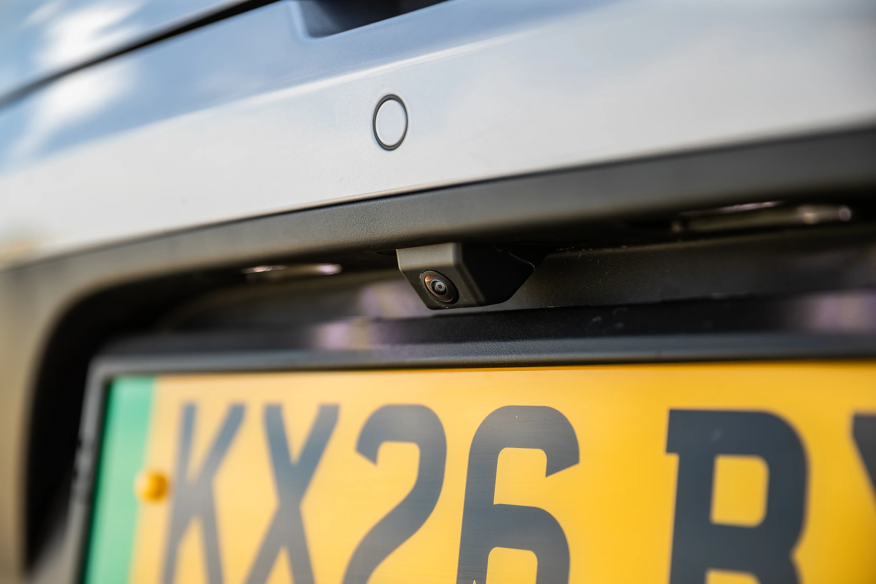 Geely EX2 47.1 kWh camera view