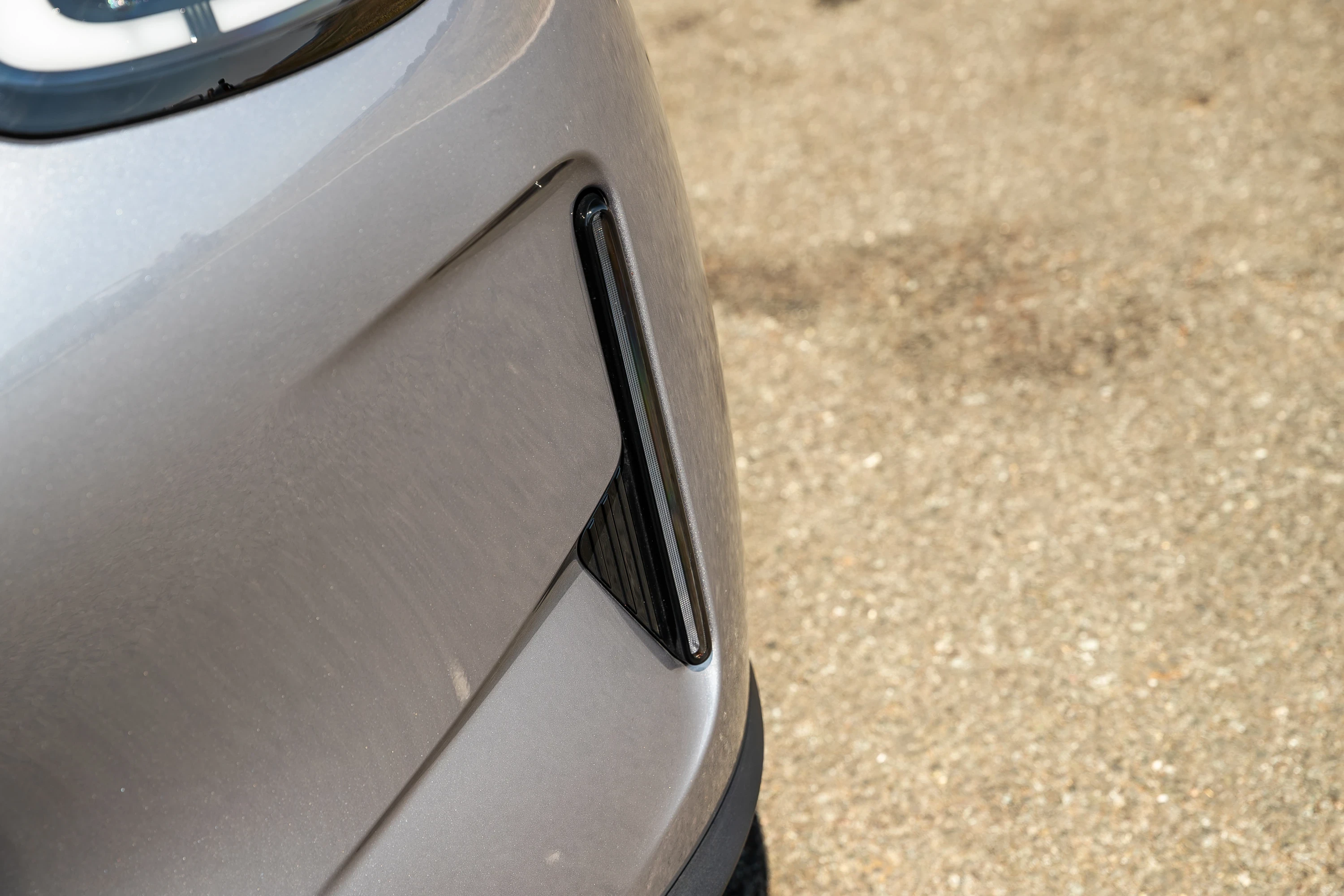 Geely EX2 47.1 kWh details view