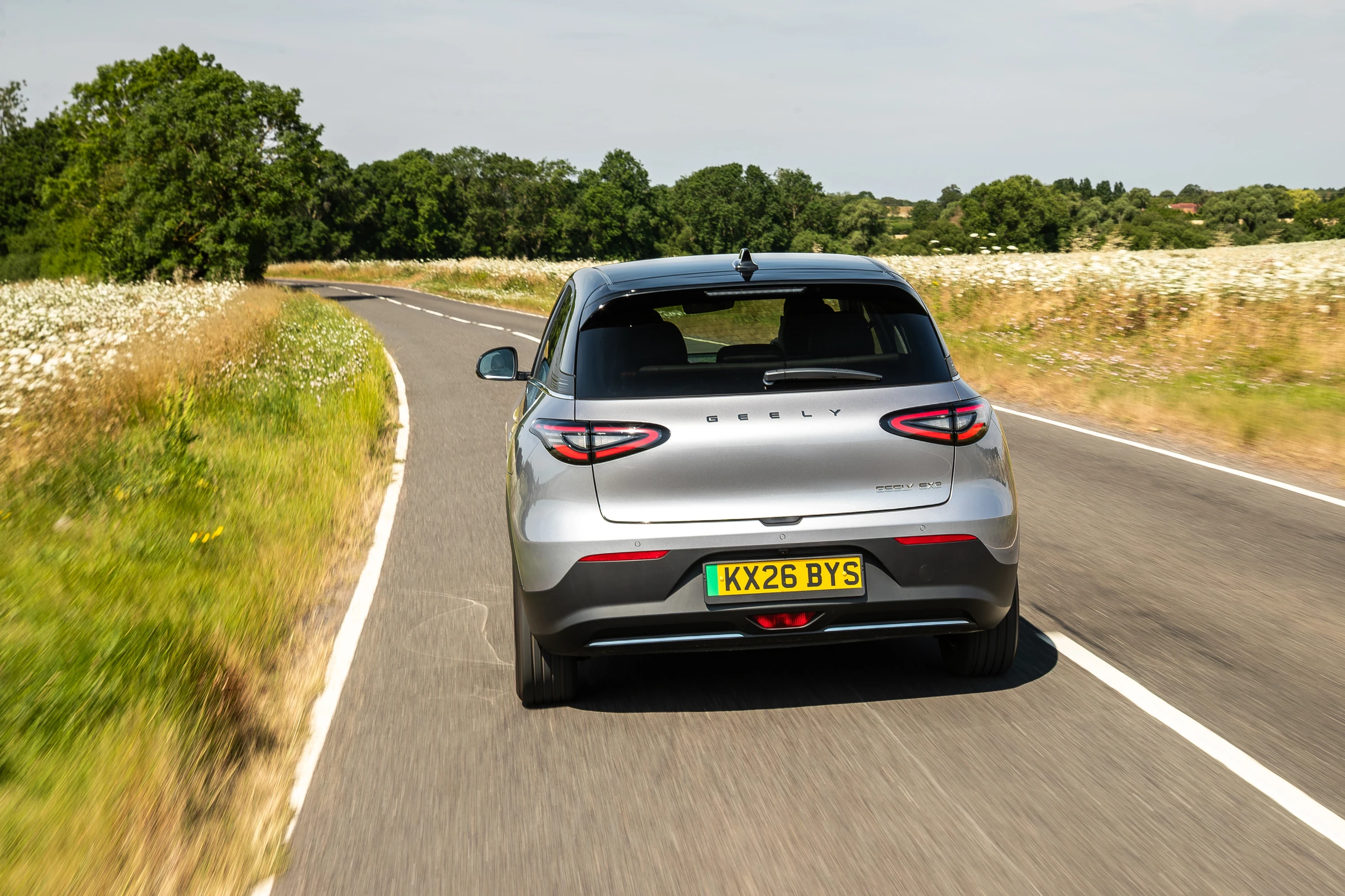 Geely EX2 47.1 kWh exterior view