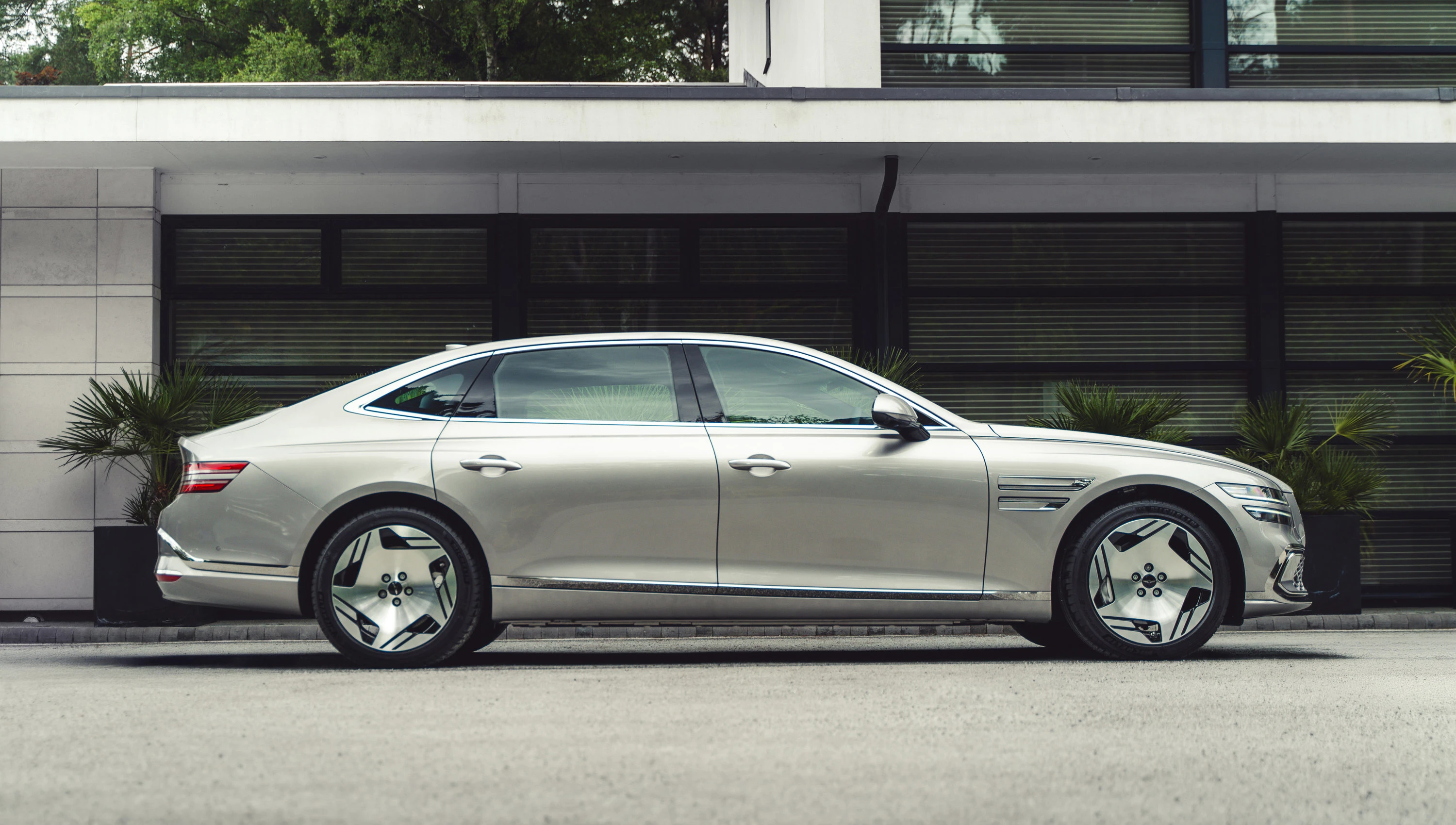 Genesis G80 Electrified AWD exterior view
