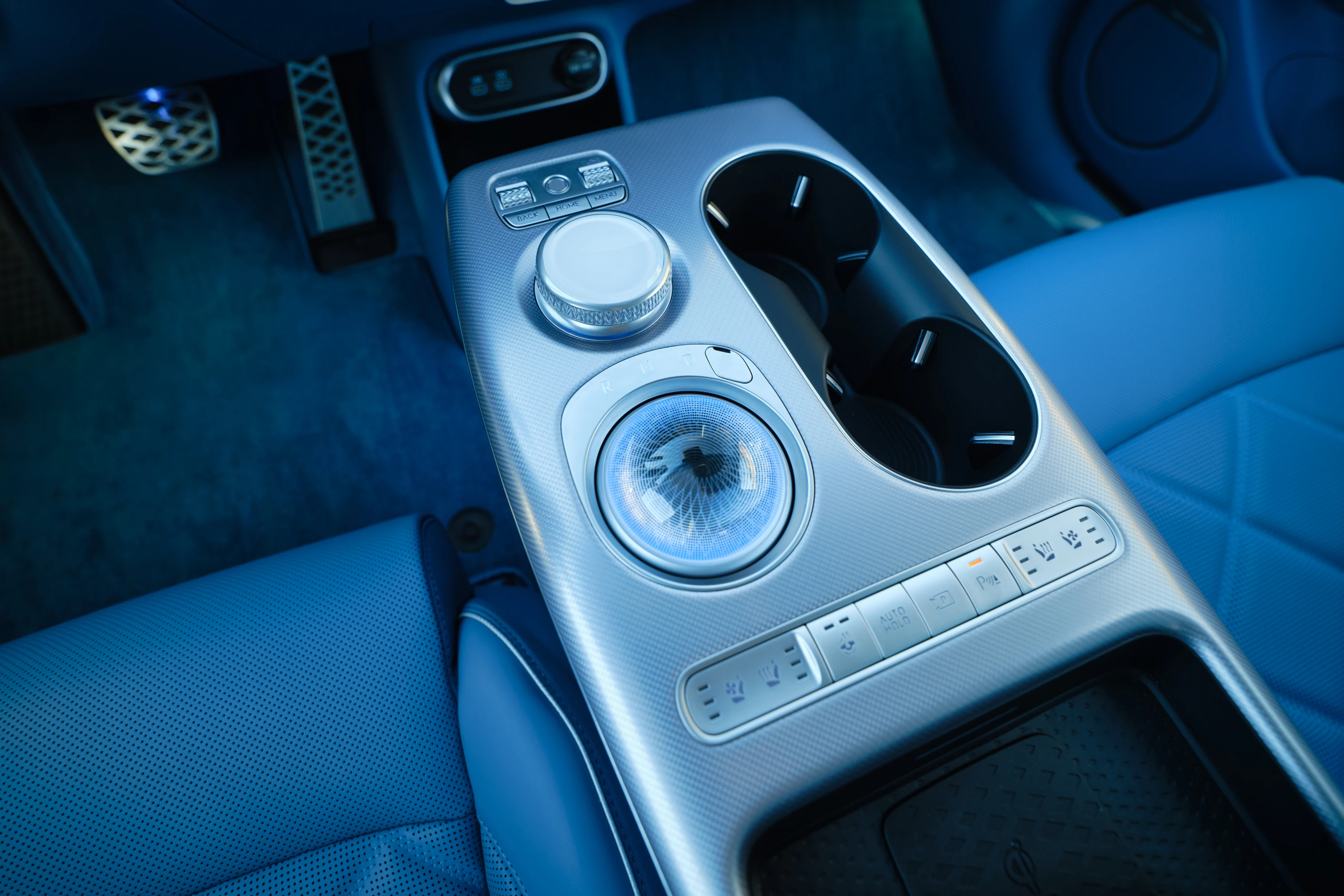 Genesis GV60 2026 AWD details view