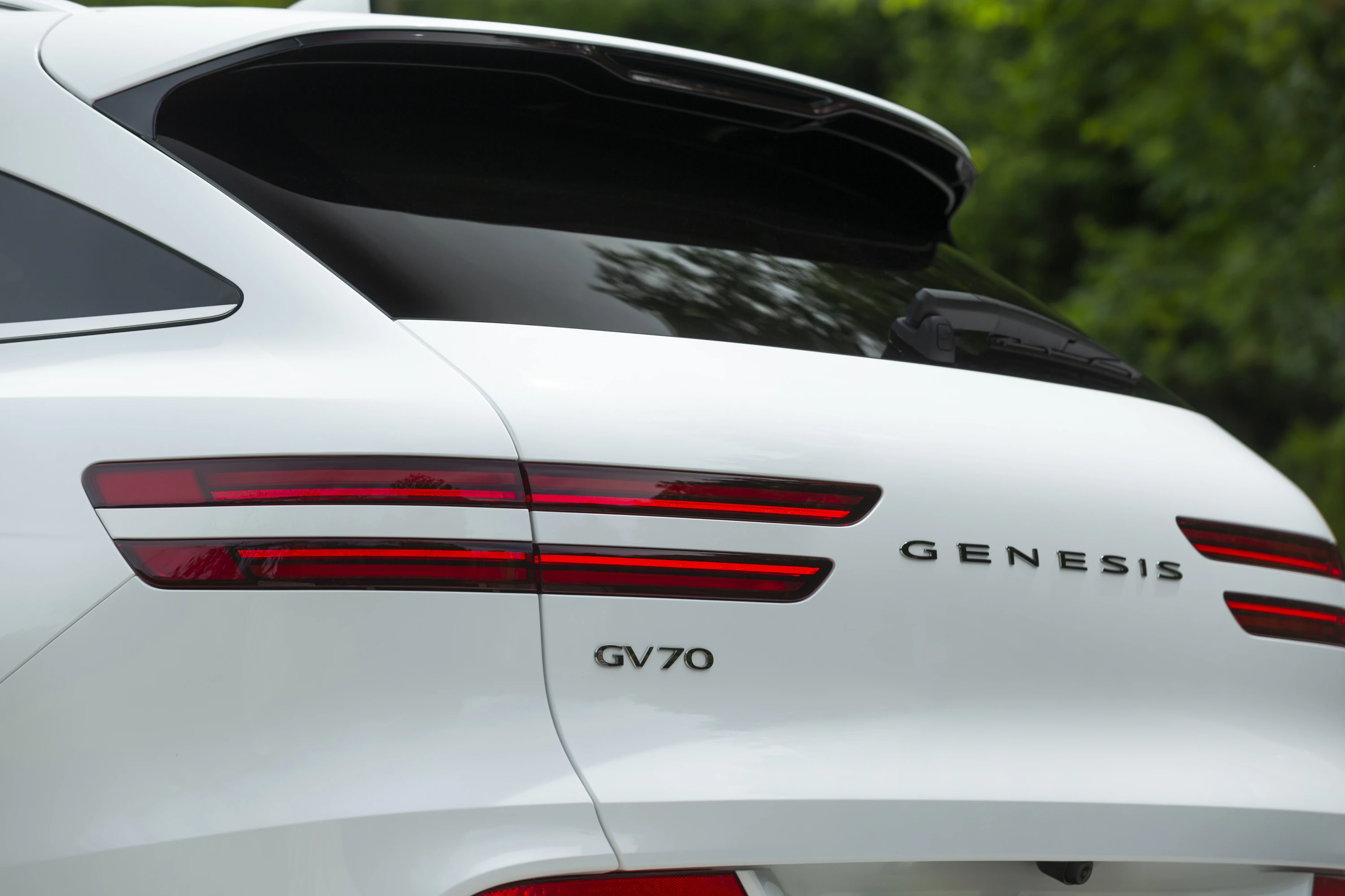 Genesis Electrified GV70 rearlights view