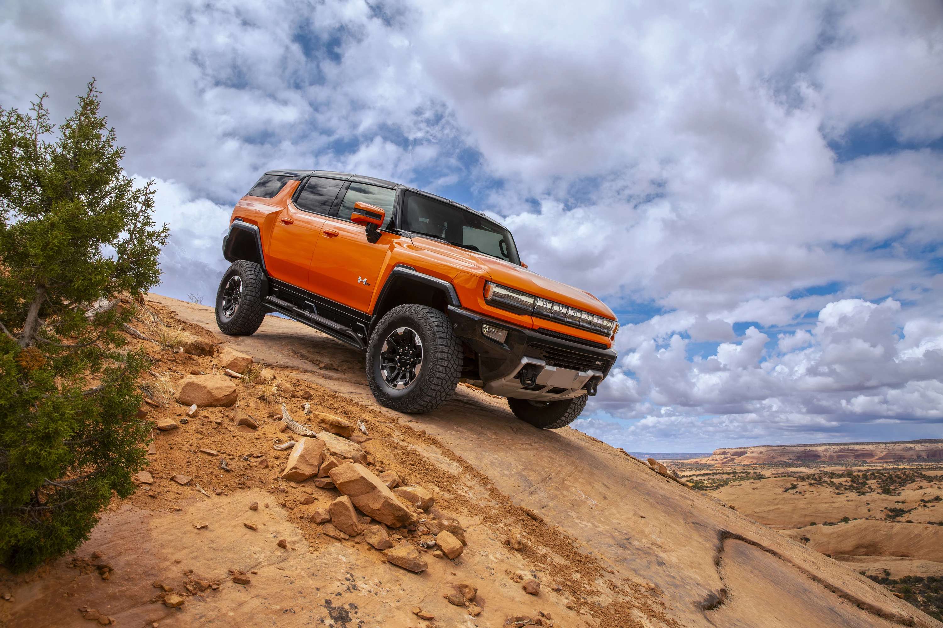 GMC Hummer EV SUV 2x electric vehicle