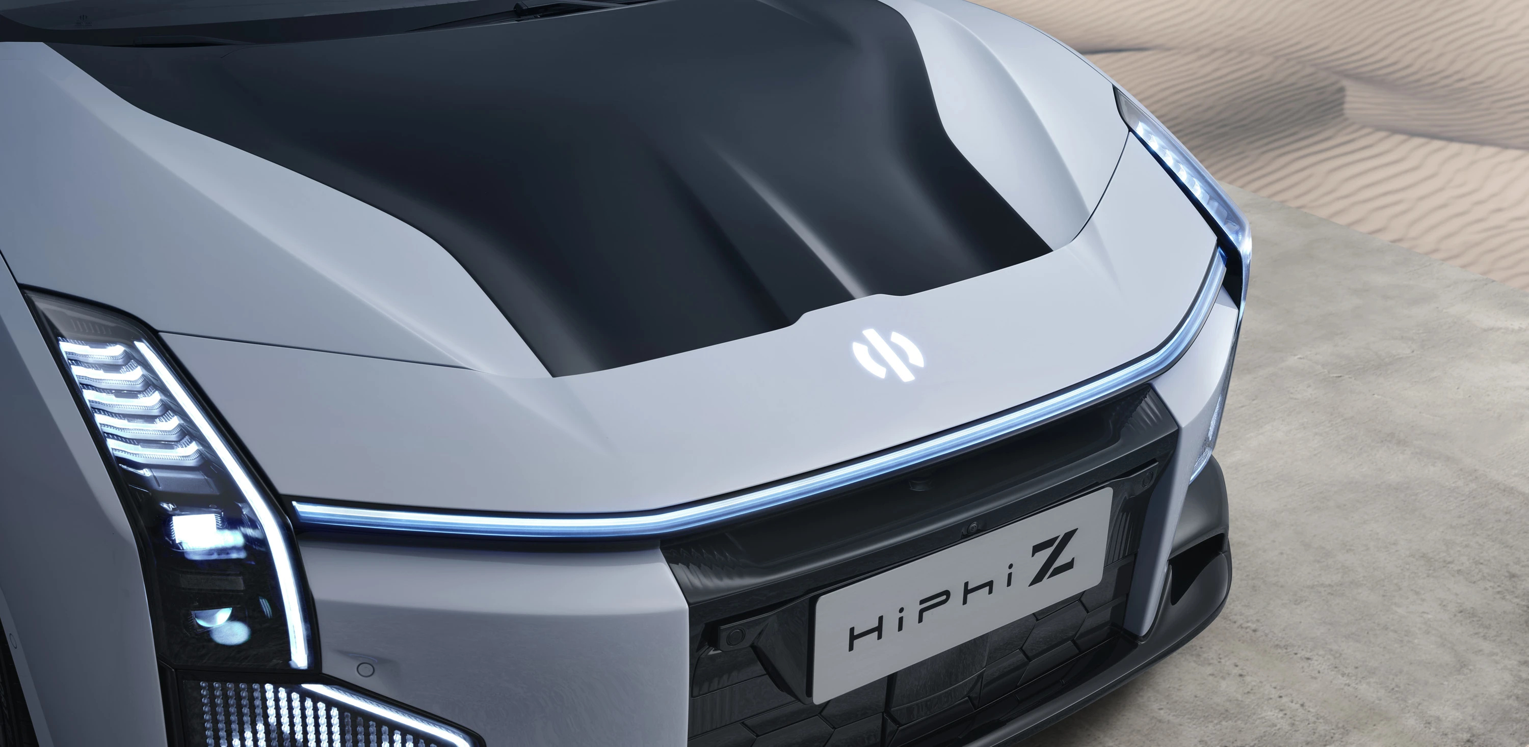 HiPhi Z 5 Seater headlights view