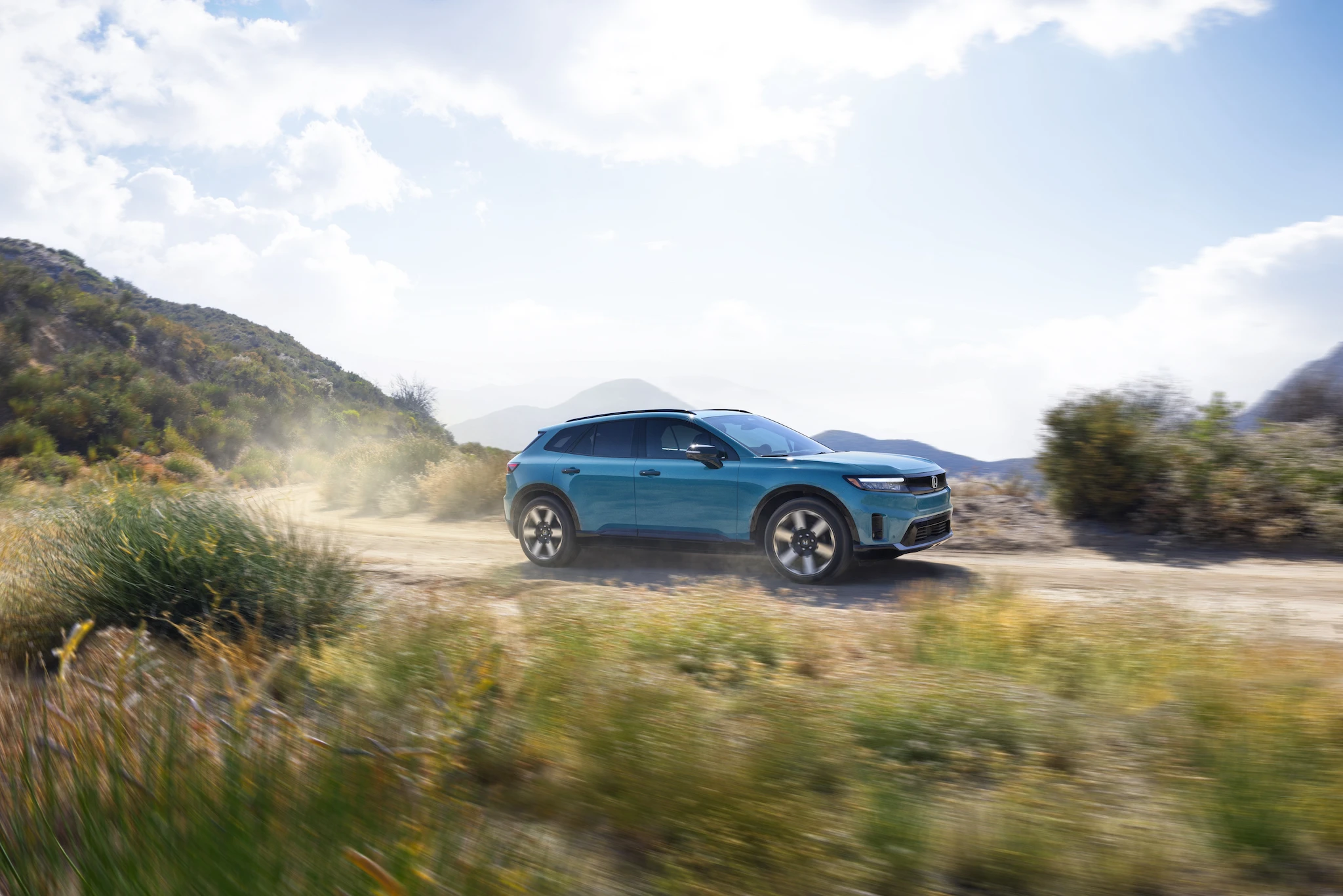 Honda Prologue FWD dynamic view
