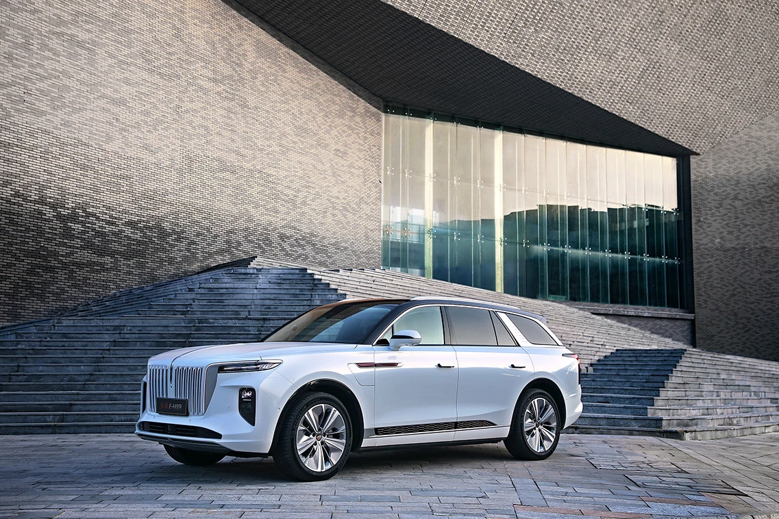Hongqi E-HS9 Premium exterior view