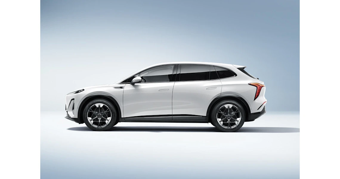 Hongqi EHS5 RWD exterior view