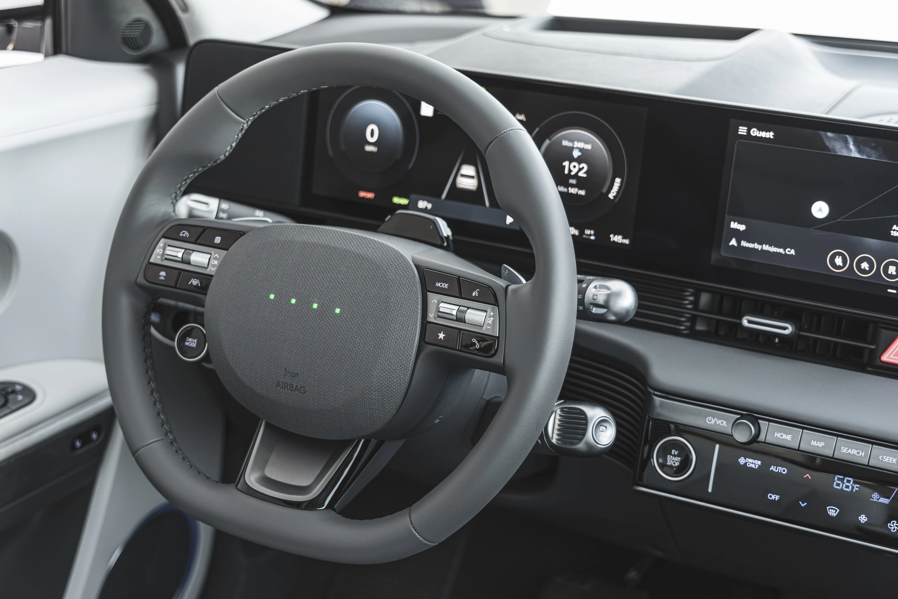Hyundai Ioniq 5 Long Range RWD screens view