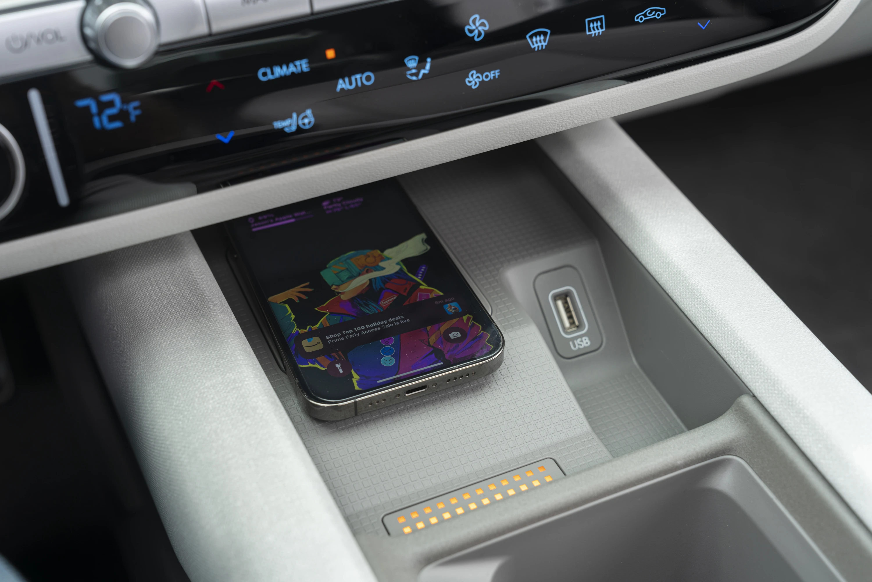 Hyundai Ioniq 6 Long Range AWD interior view