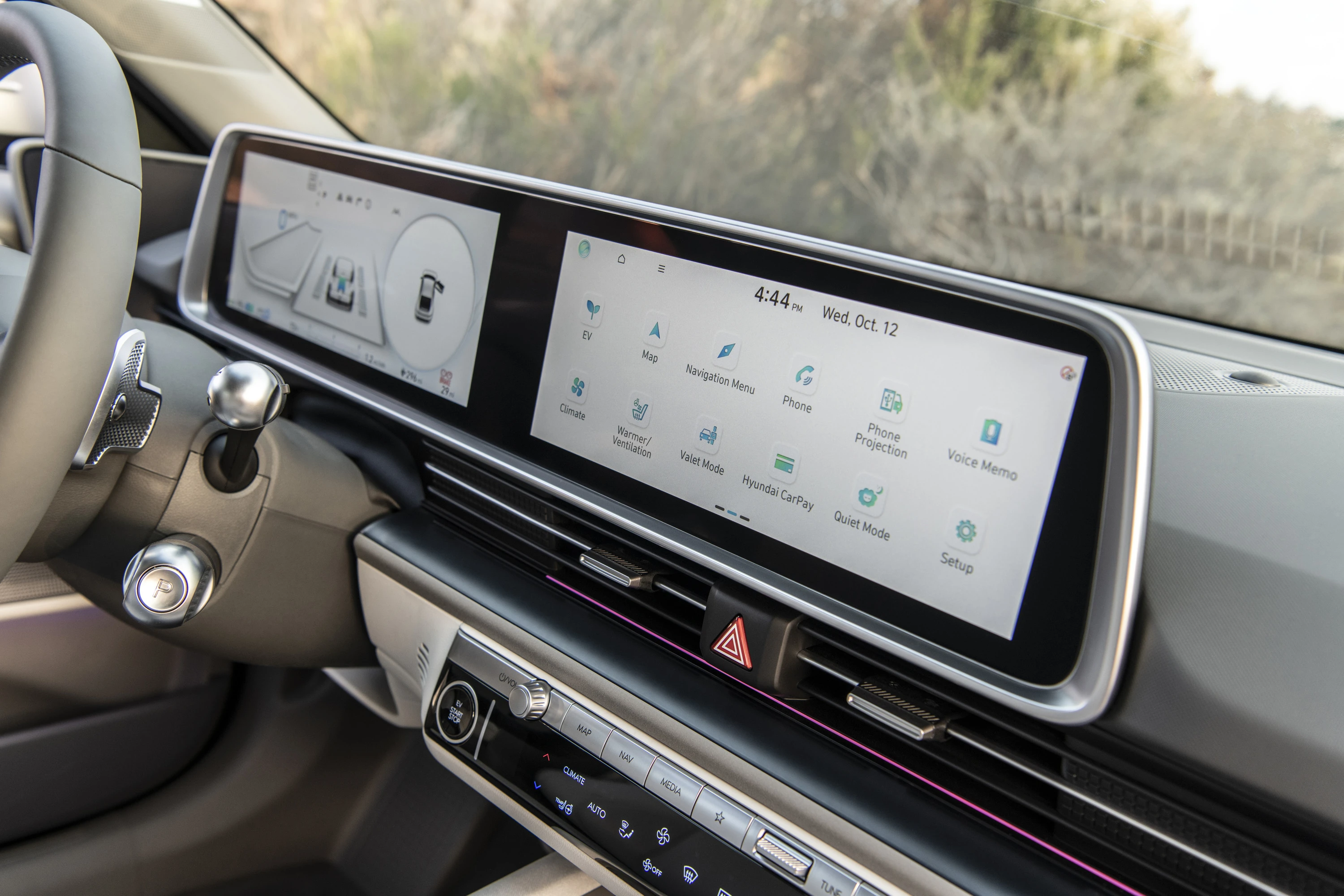 Hyundai Ioniq 6 Long Range AWD screens view
