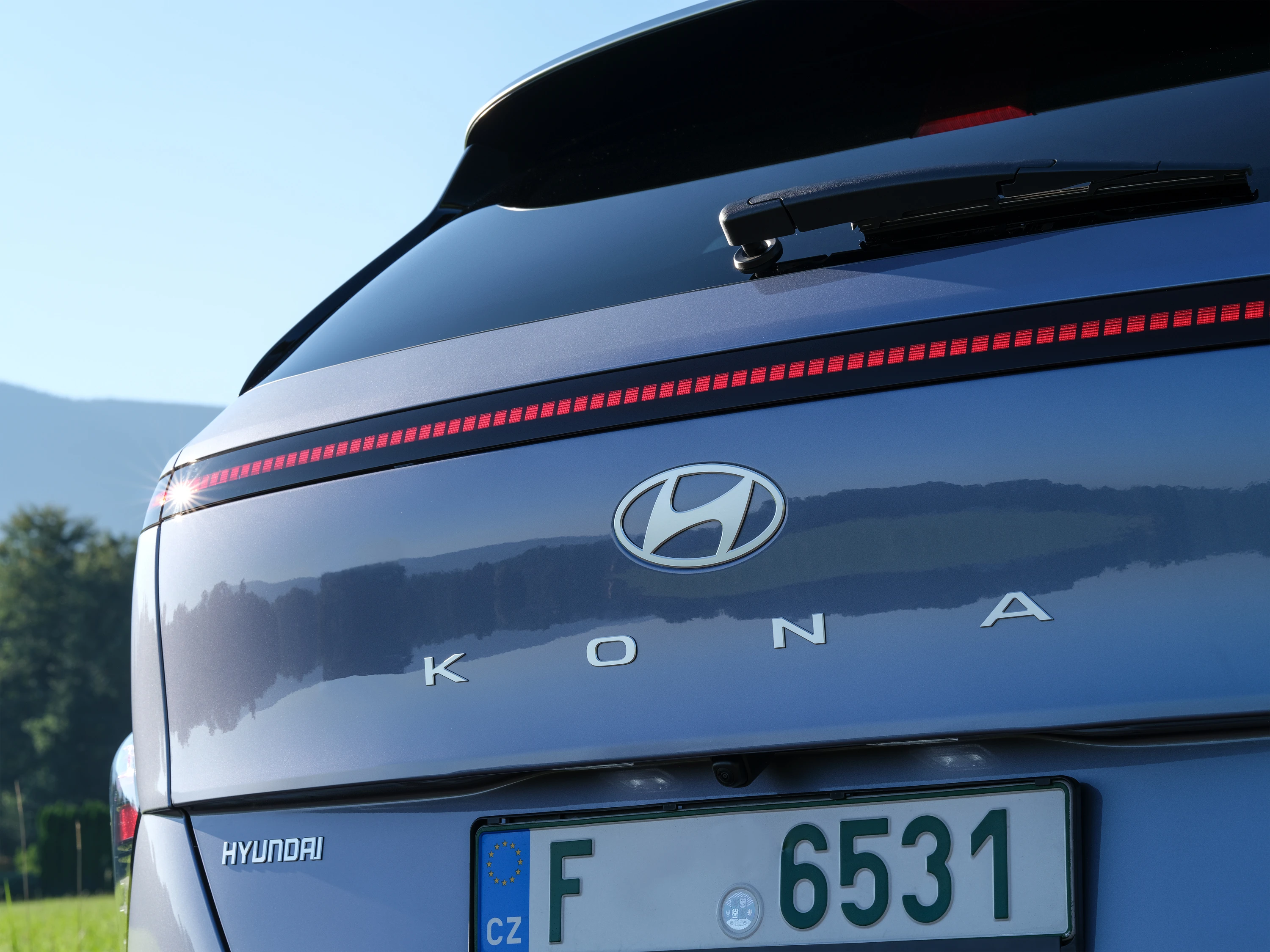 Hyundai Kona Standard Range rearlights view