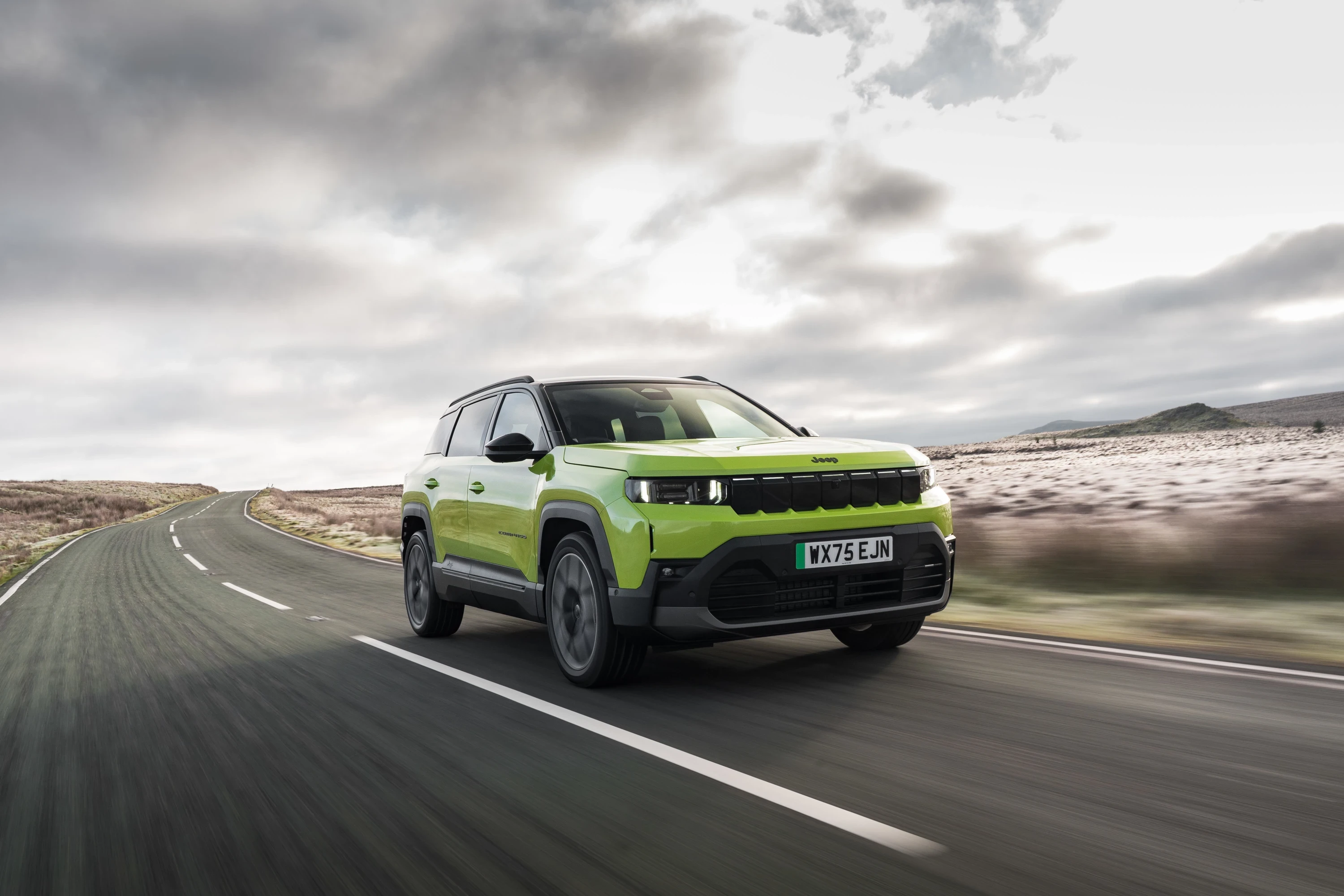 Jeep Compass Electric AWD exterior view