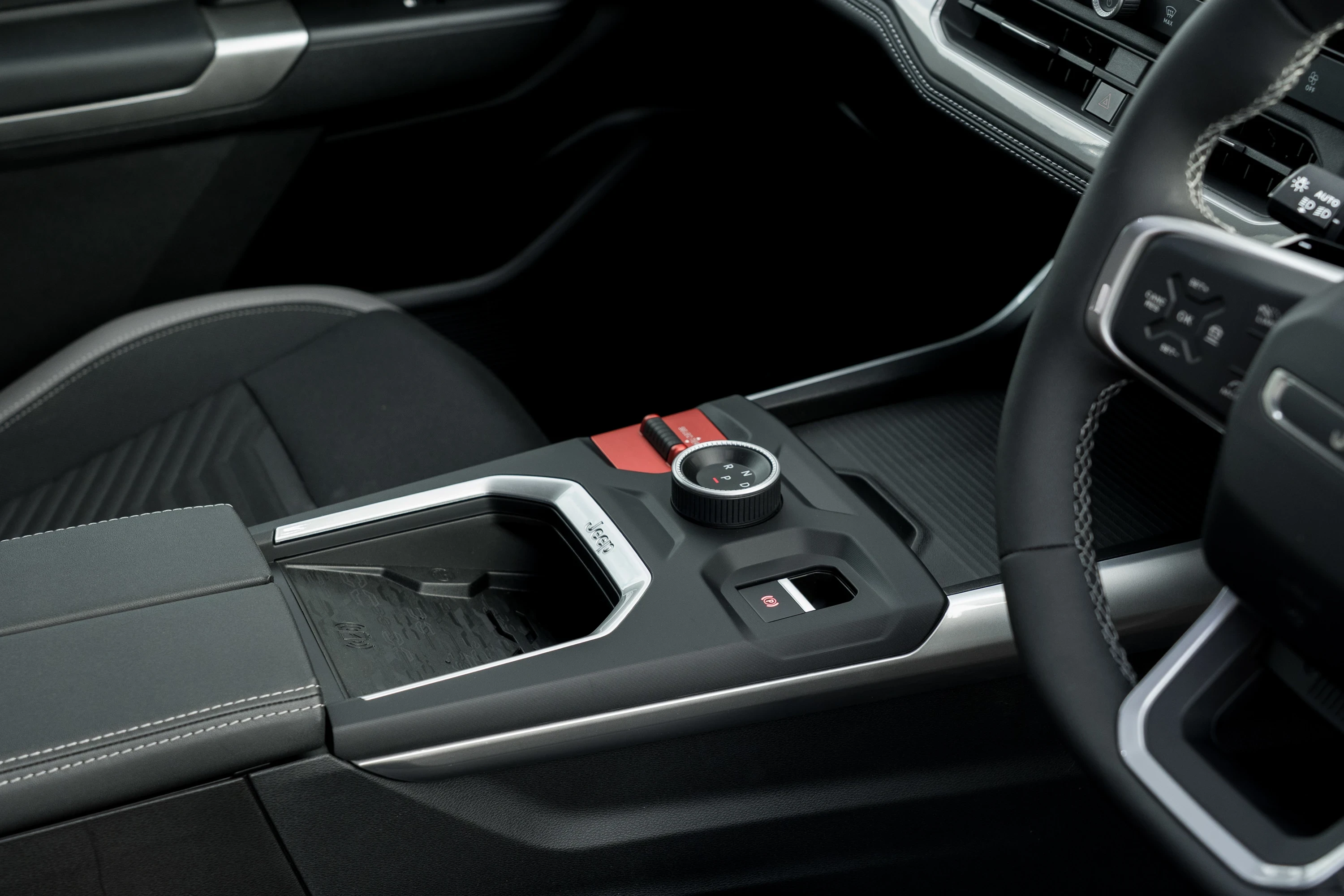 Jeep Compass Electric AWD details view