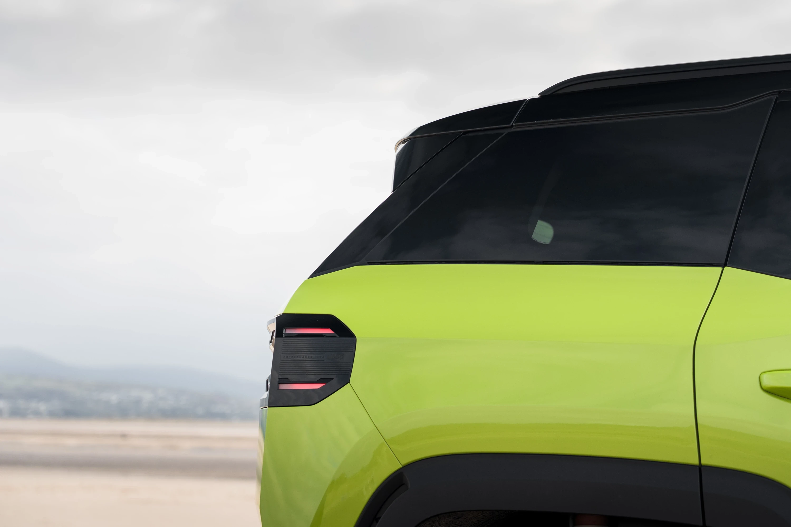 Jeep Compass Electric AWD details view