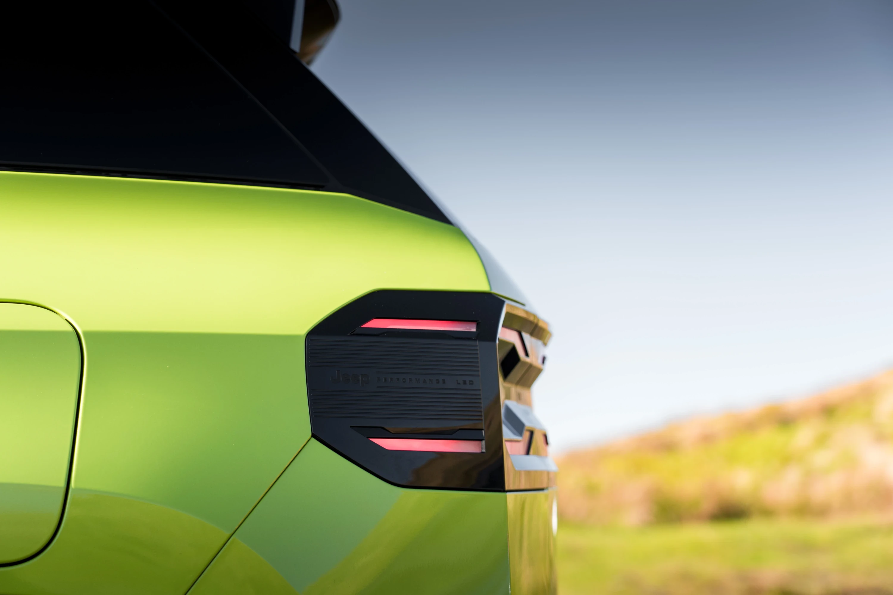 Jeep Compass Electric AWD details view