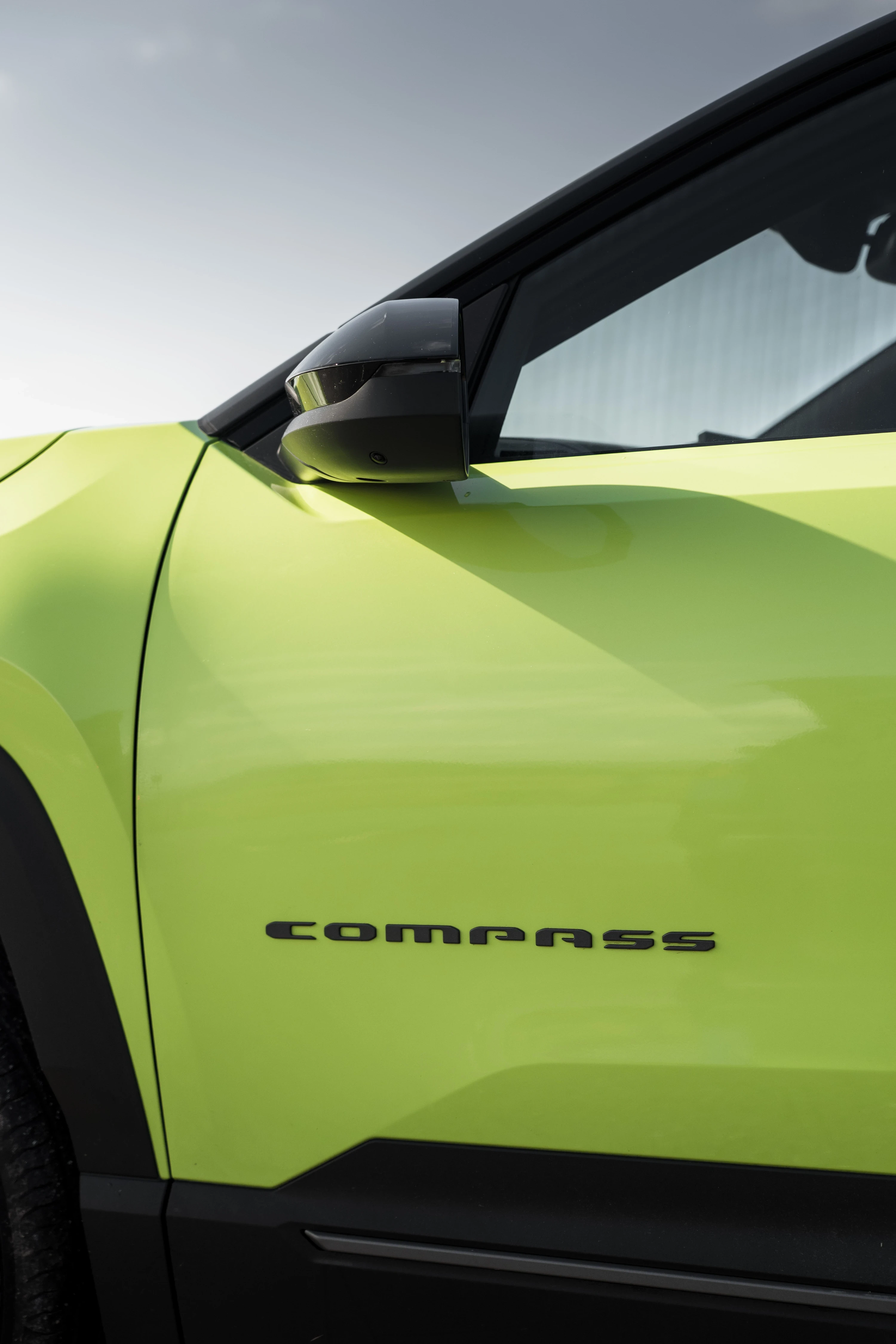 Jeep Compass Electric AWD details view