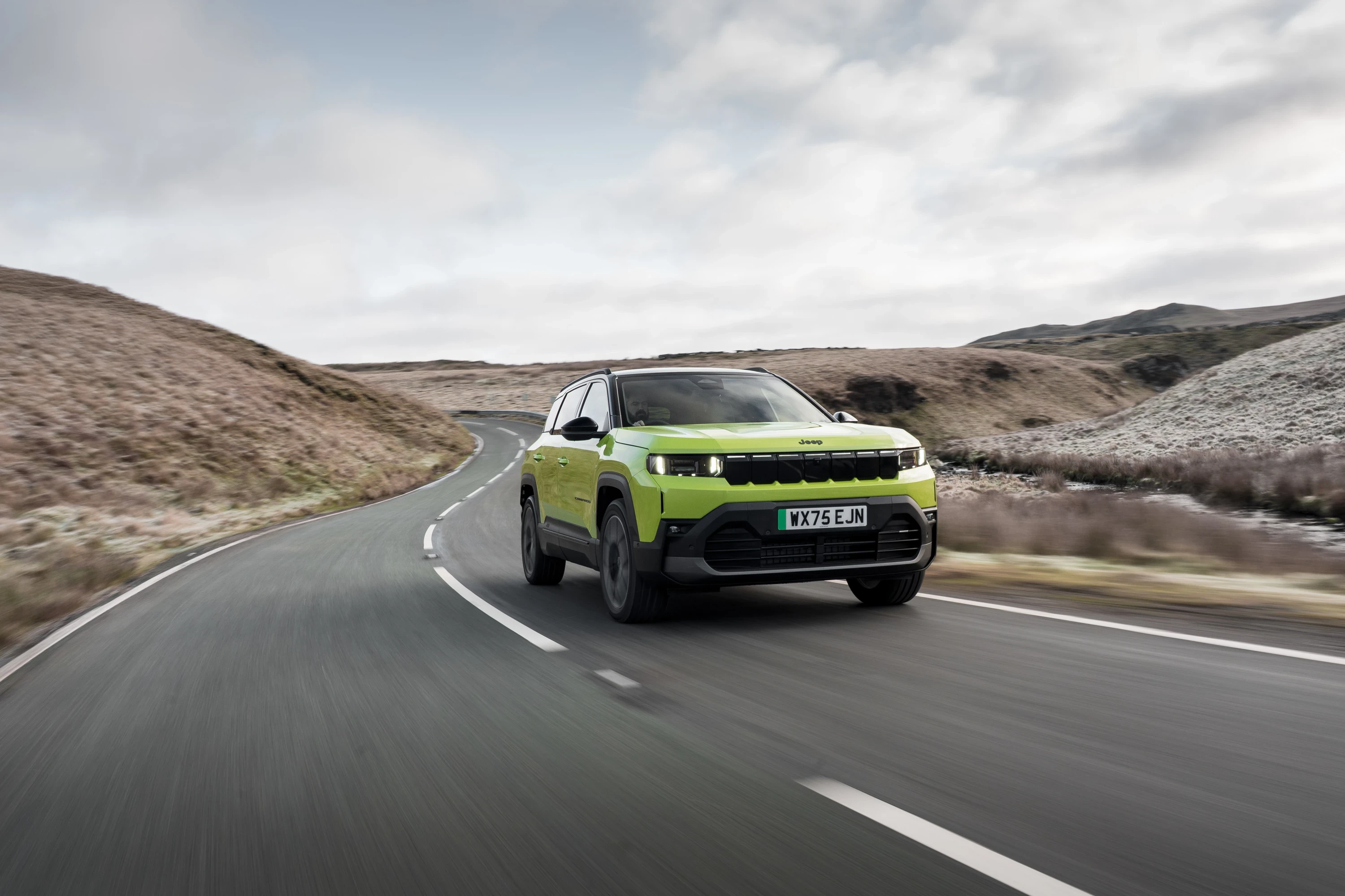 Jeep Compass Electric AWD exterior view