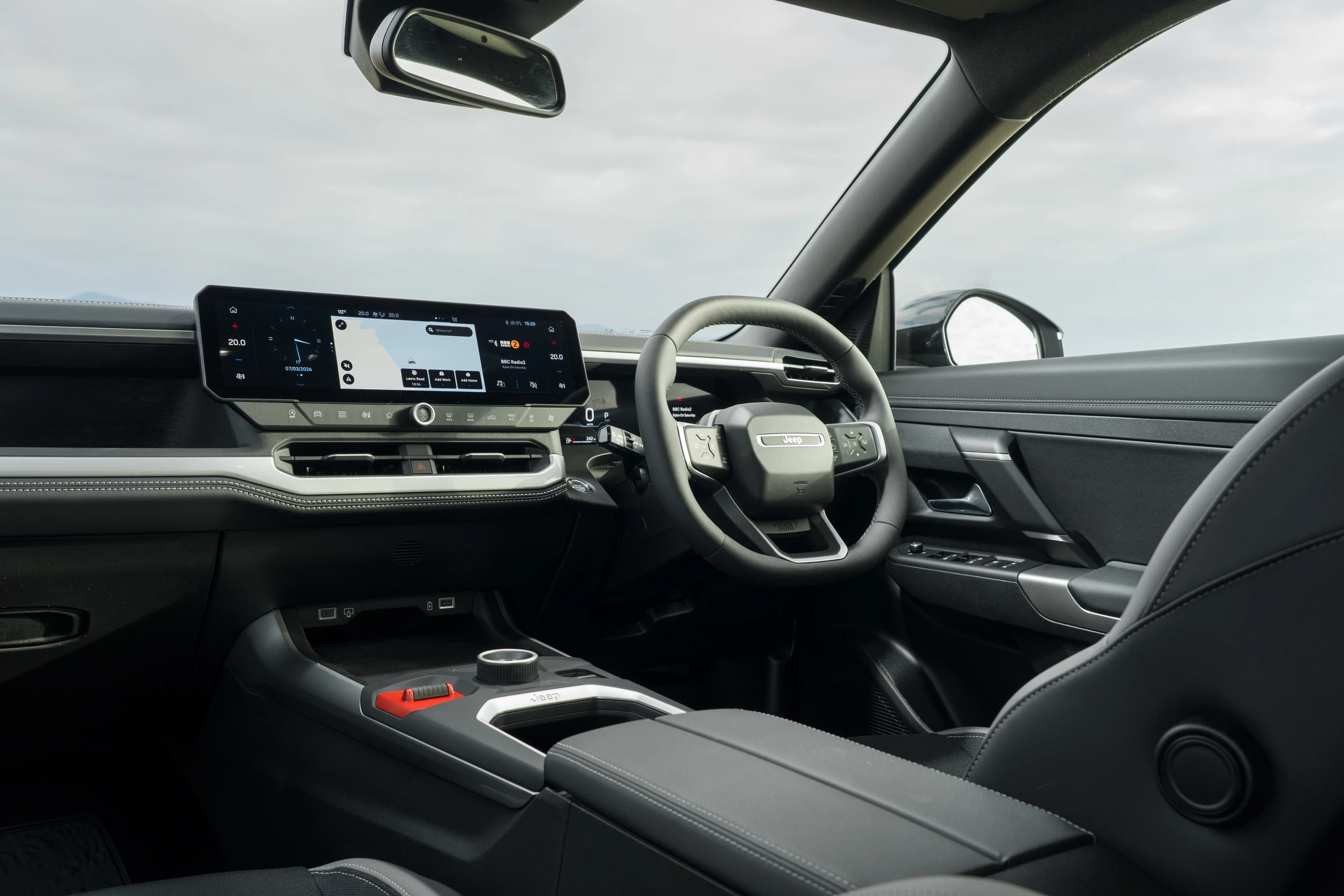 Jeep Compass Electric FWD Long Range interior view