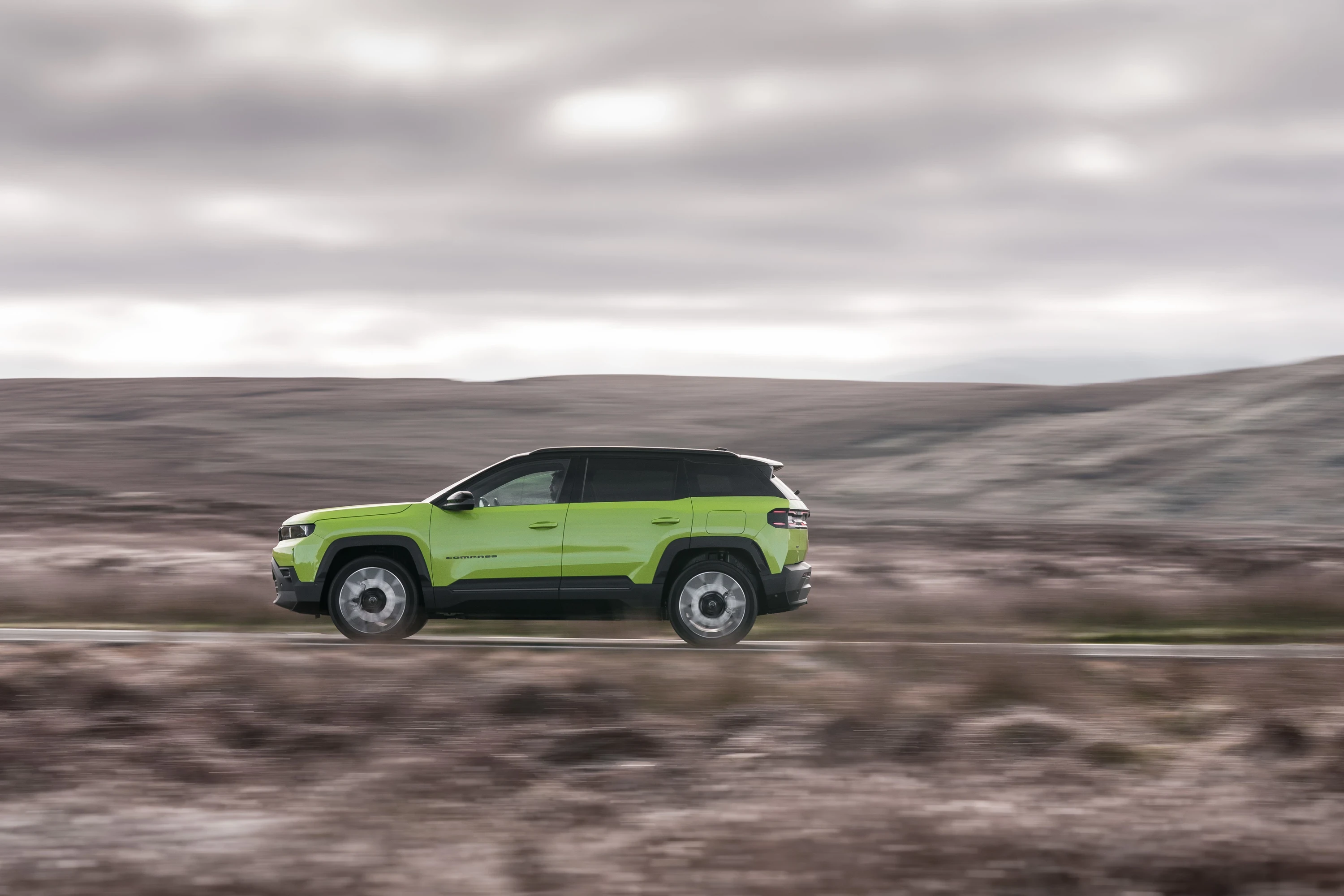 Jeep Compass Electric FWD Long Range exterior view