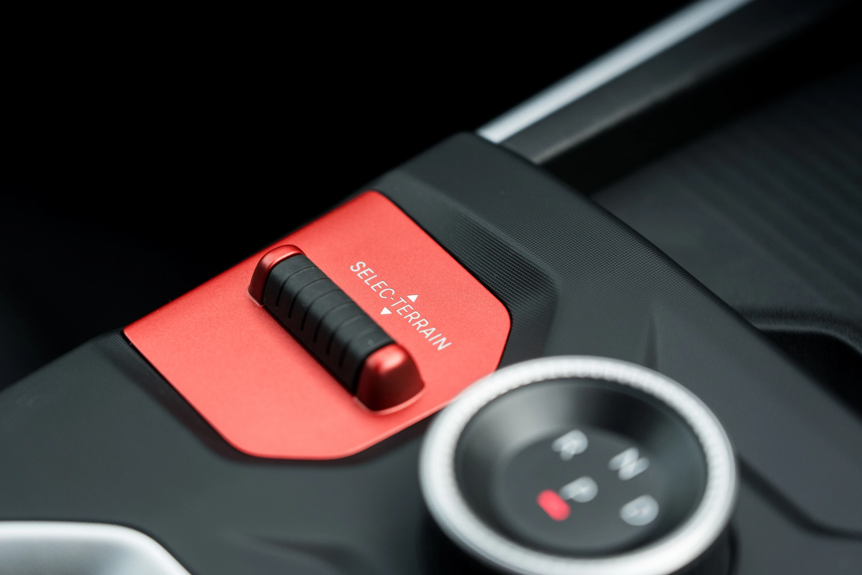 Jeep Compass Electric FWD Long Range details view