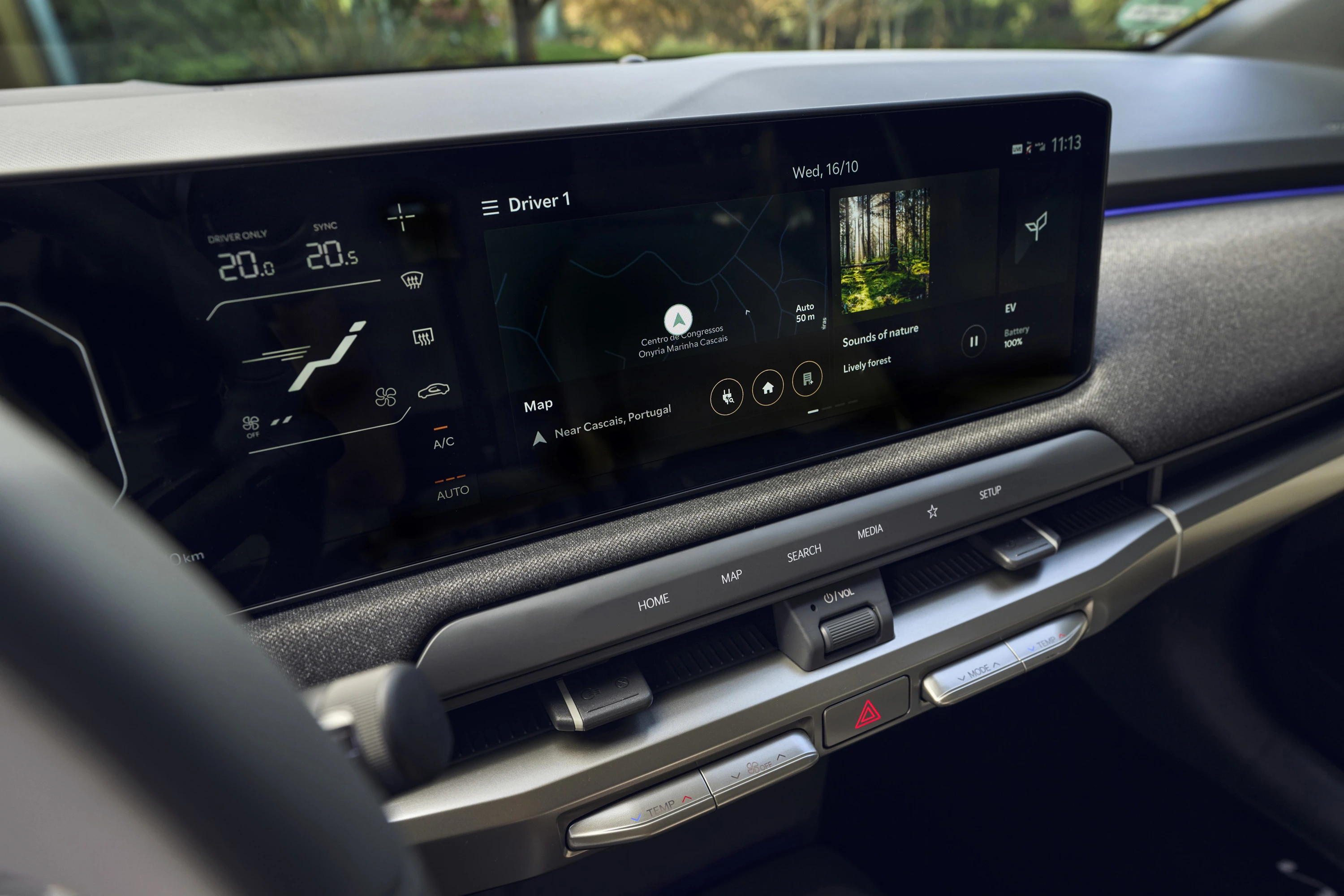 Kia EV3 Long Range AWD screens view